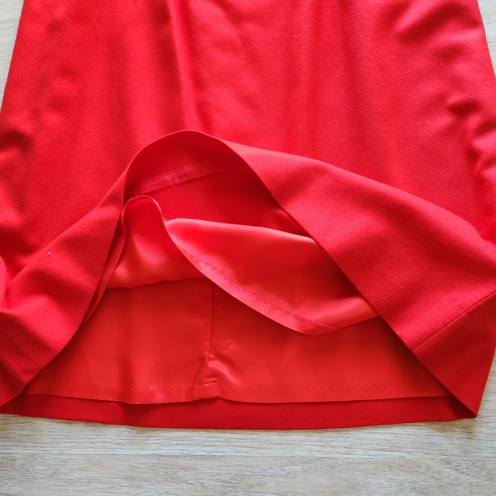 Vintage Pendleton 100% Virgin Wool Pencil Skirt Pocket Lined Solid Red Womens 16 - Thumbnail 3