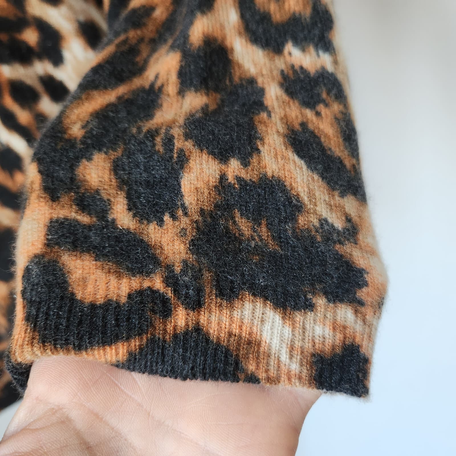 Talbots 100% Cashmere Leopard Audrey Sweater 3/4 Sleeve Crewneck Brown Women's M - Thumbnail 5