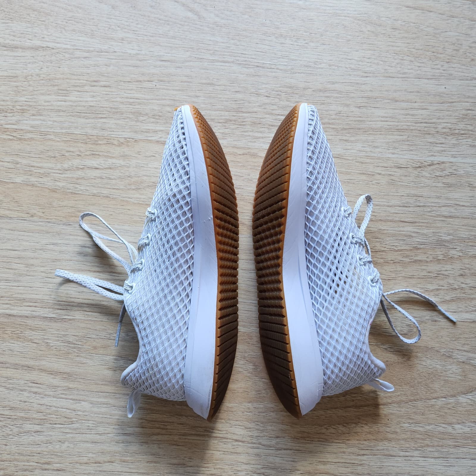 Nobull Mesh Runner Sneakers Lace-Up Flexible Support White Unisex US M8.5 W10 - Thumbnail 8