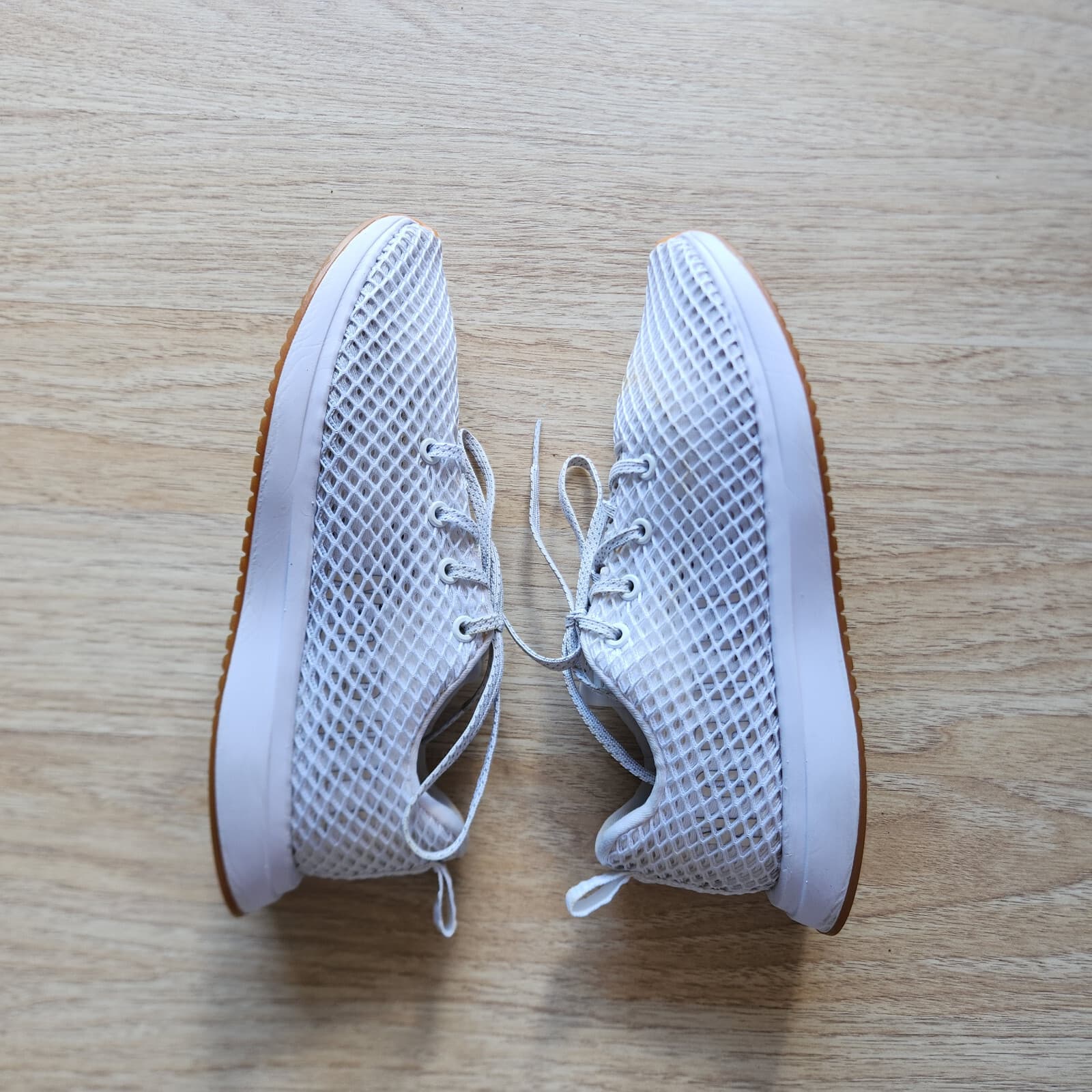 Nobull Mesh Runner Sneakers Lace-Up Flexible Support White Unisex US M8.5 W10 - Thumbnail 7