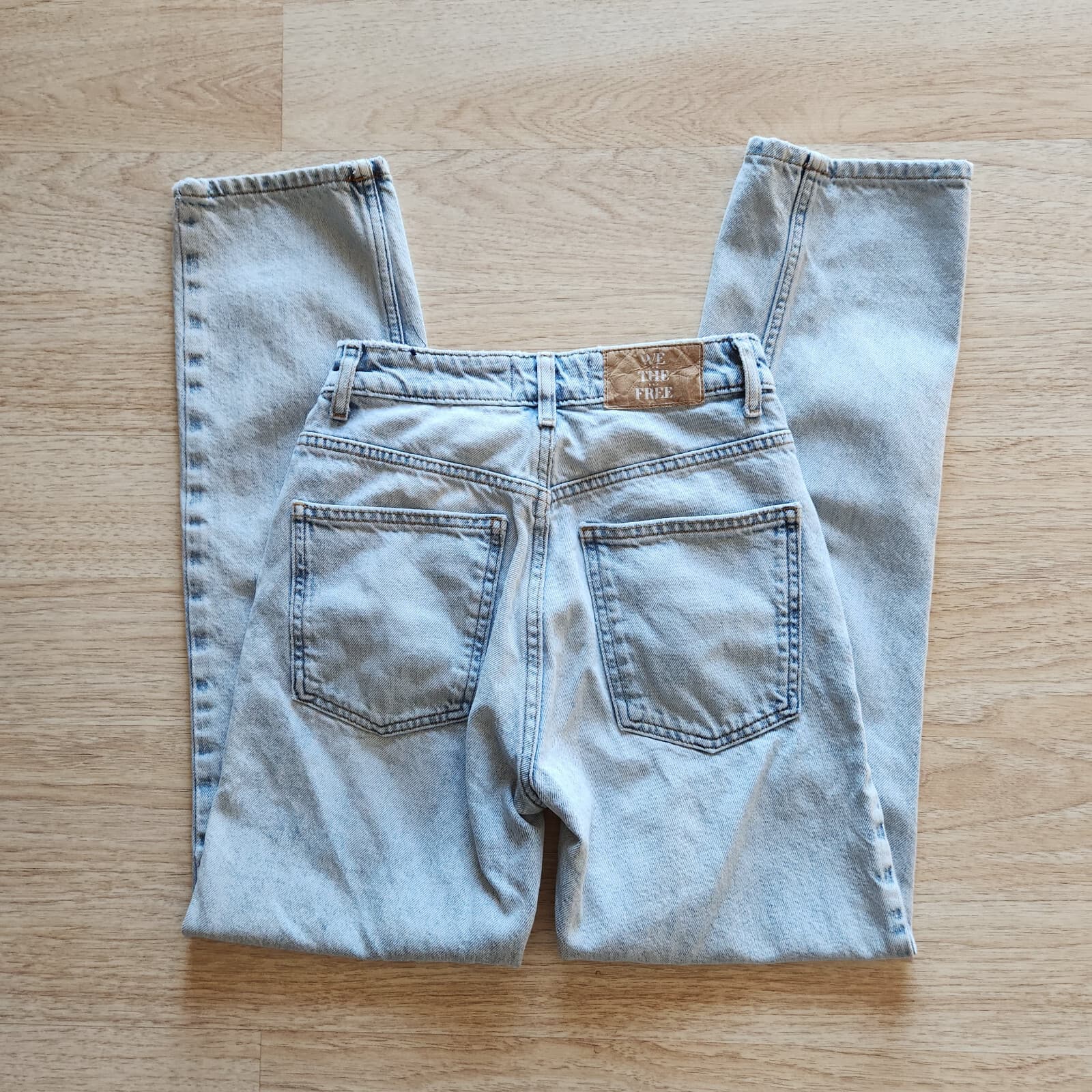 We The Free Pacifica High Rise Slim Straight-Leg Jeans Light Washed Blue Sz.24 - Thumbnail 8
