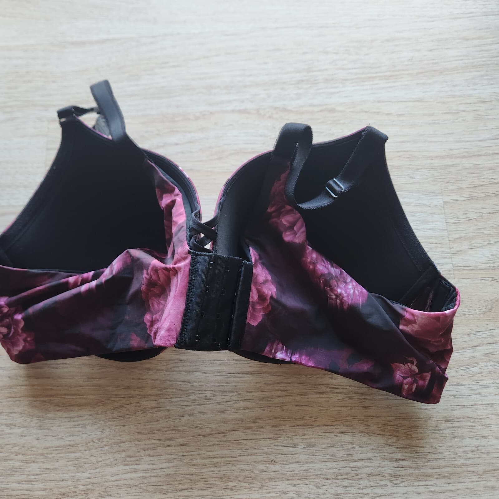 NWT Torrid Curve Floral Push-Up Plunge Bra 360 Back Smoothing Black Pink Sz.48C - Thumbnail 4