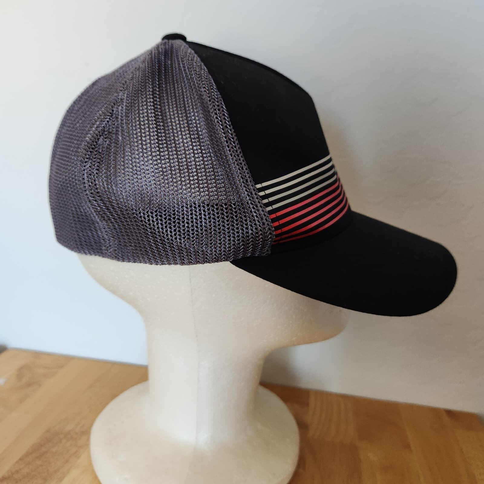 Travis Mathew Braids FlexFit Hat Mesh Back Stripe Black Cotton Blend Grey L-XL - Thumbnail 5