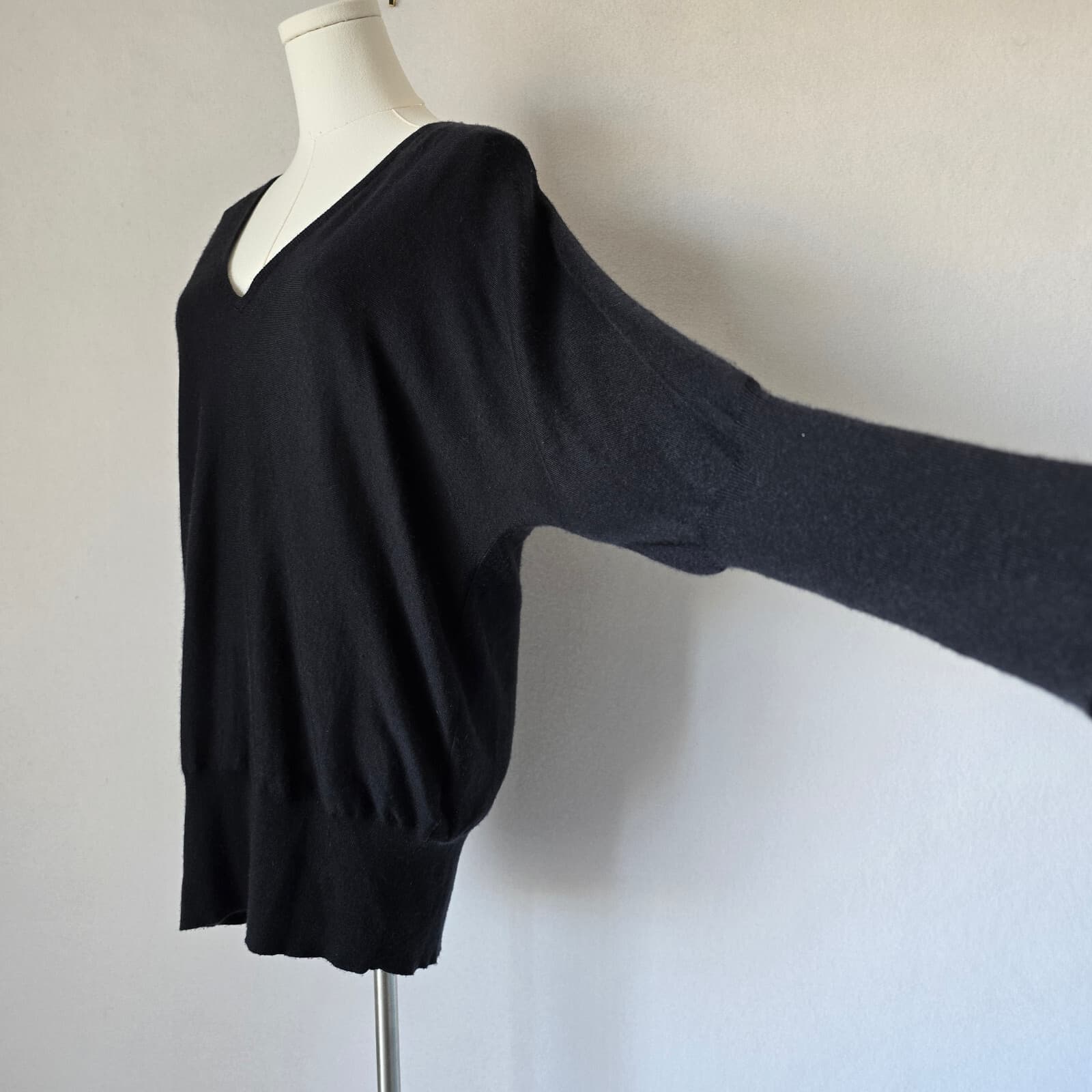 Ralph Lauren Black Label Cashmere Silk Sweater Balloon Sleeve V-Neck Black Sz.L - Thumbnail 4