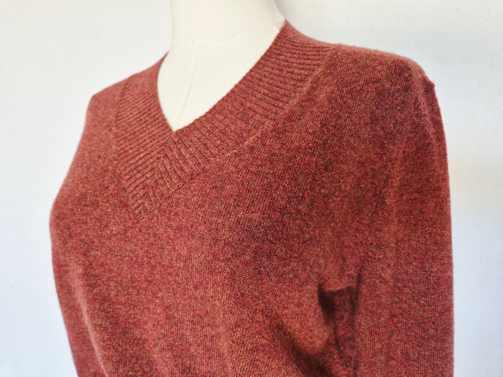 Autumn Cashmere V-Neck Sweater Cuffed Long Sleeve Ribbed-Waist Burgundy Womens M - Thumbnail 5