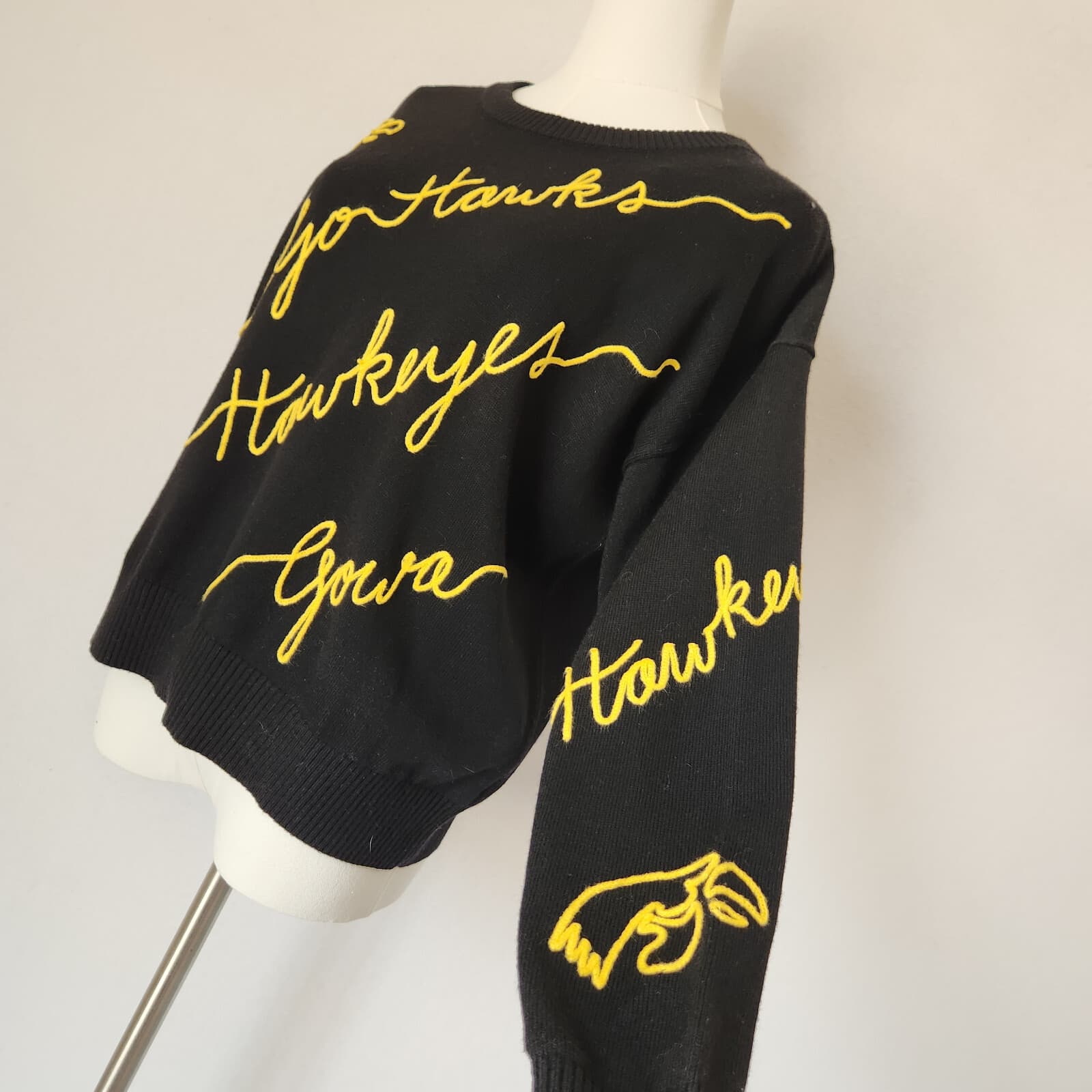 NEW Kadyluxe Iowa Hawkeyes Embroidered Love Letter Sweater Wool Blend Women's M - Thumbnail 6