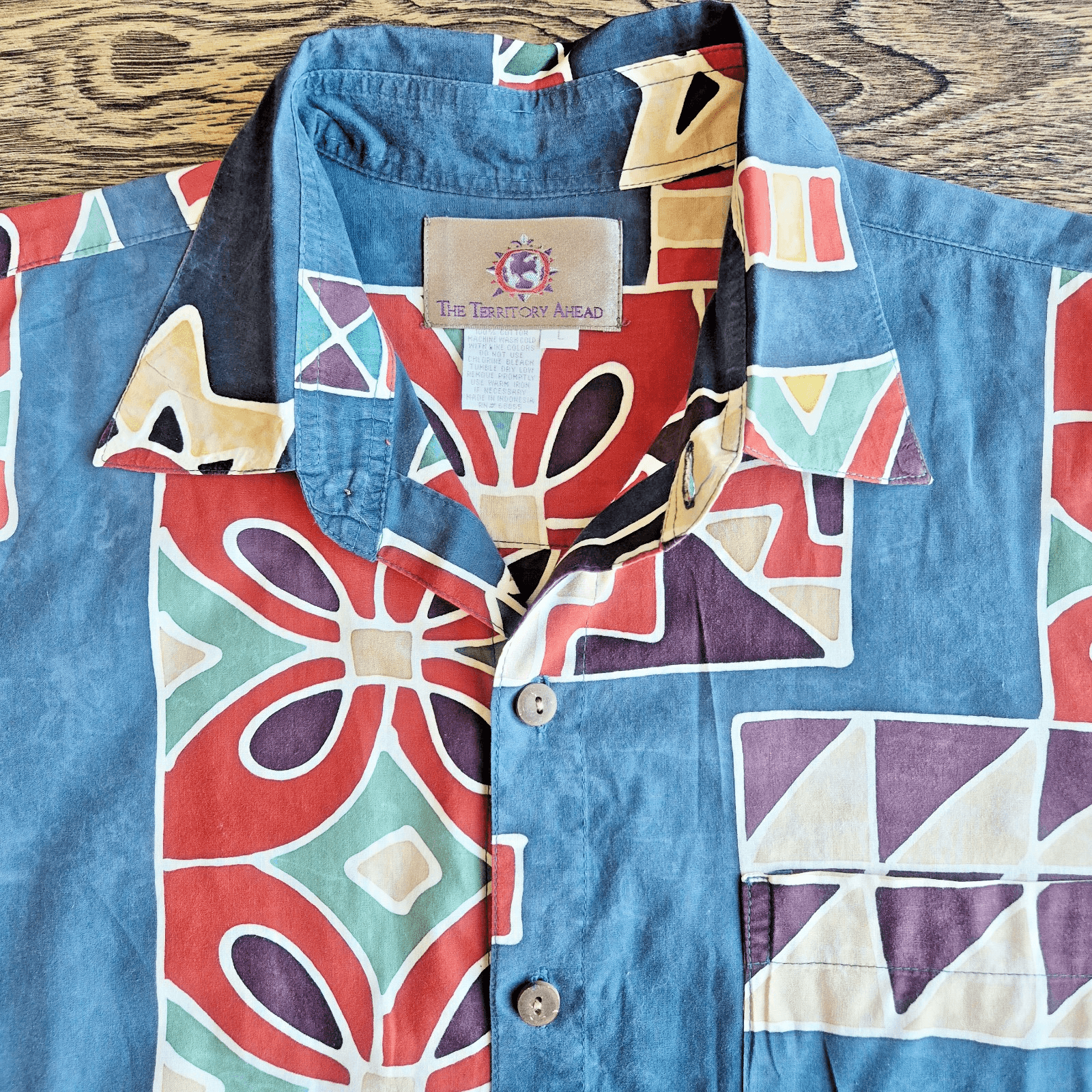 Vintage The Territory Ahead Bali Batik Shirt Short Sleeve Button-Up Multi Mens L - Thumbnail 2