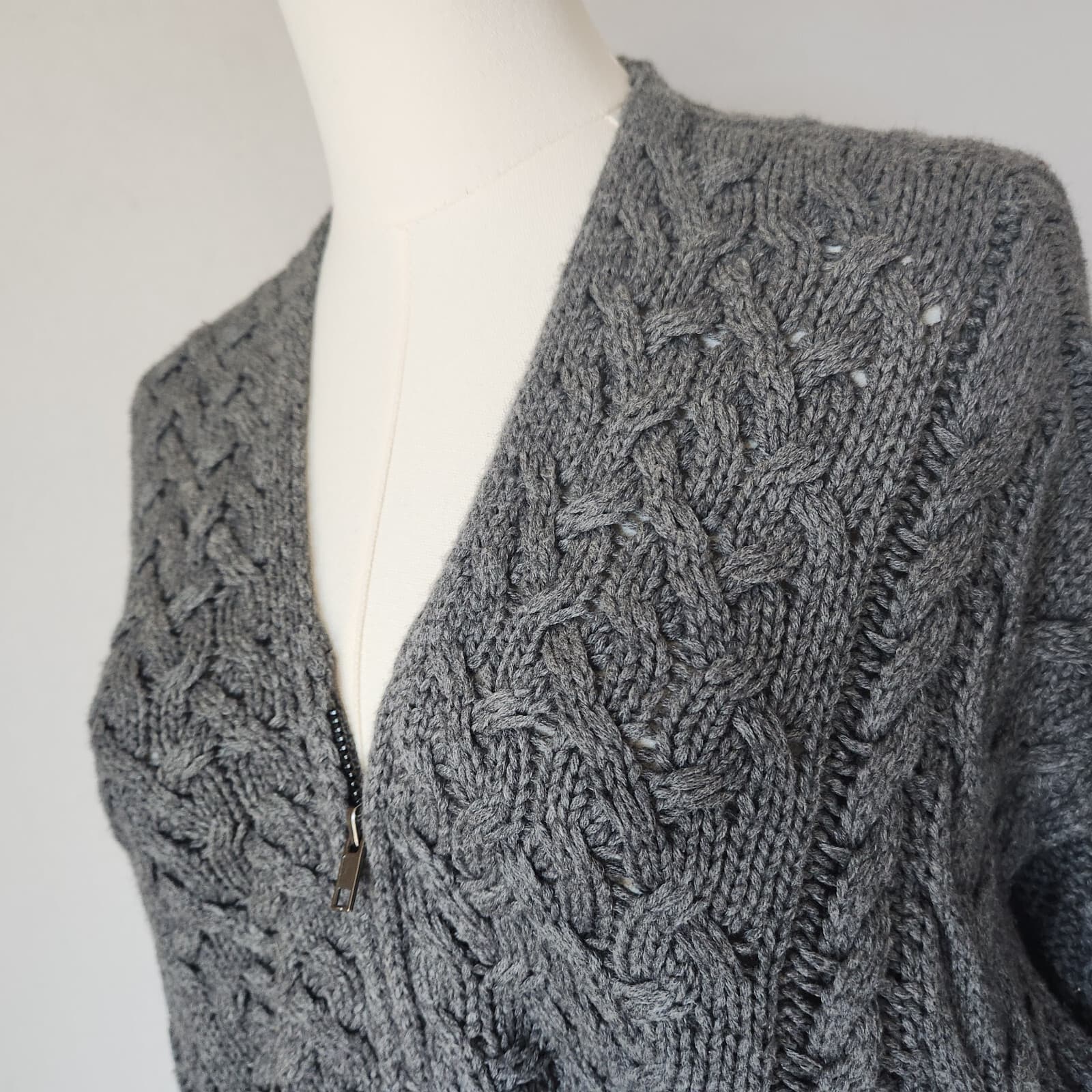 VINCE Cable-Knit Zip-Up Poncho Cape Sweater Side-Zipper Wool Cashmere Grey Sz.M - Thumbnail 4