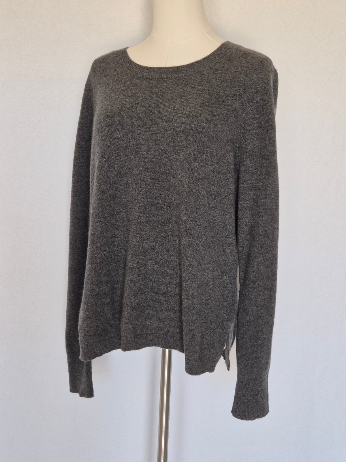 J.Crew Everyday Cashmere Crewneck Sweater Heather Coal Gray Women's L #K1313 - Thumbnail 3