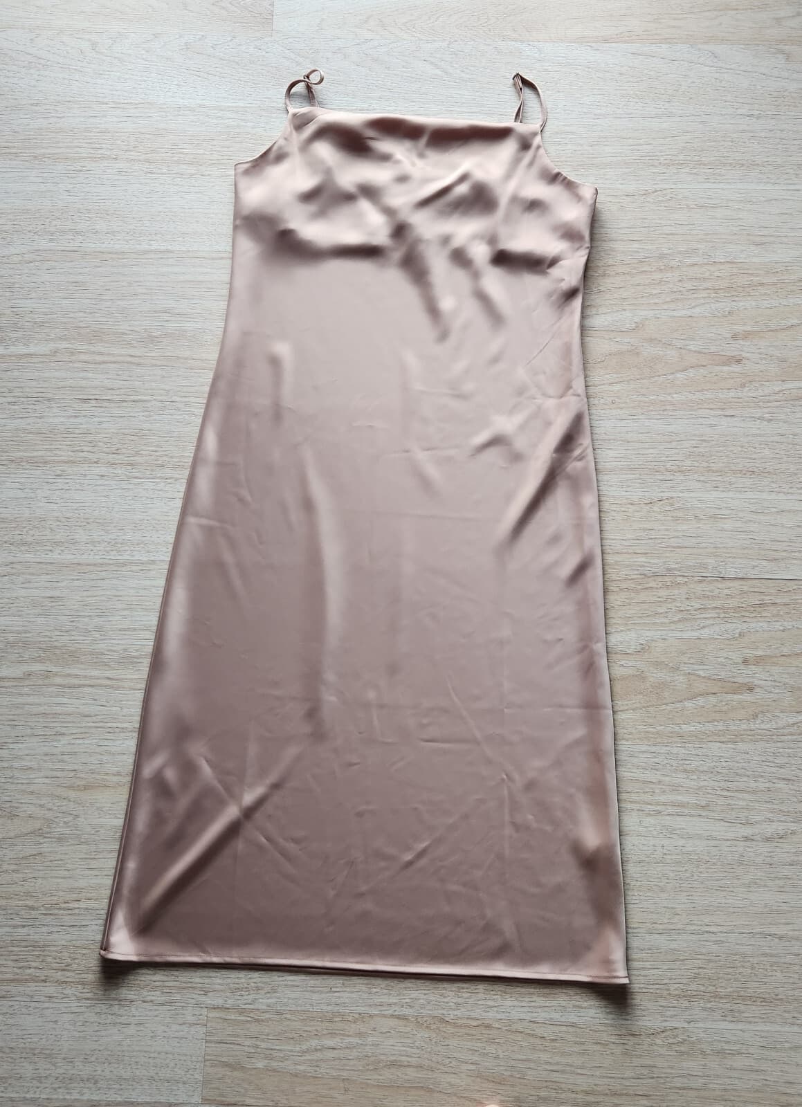 NWT Banana Republic Satin Cowl Neck Party Cocktail Slip Dress Spaghetti Tan Sz.M - Thumbnail 6