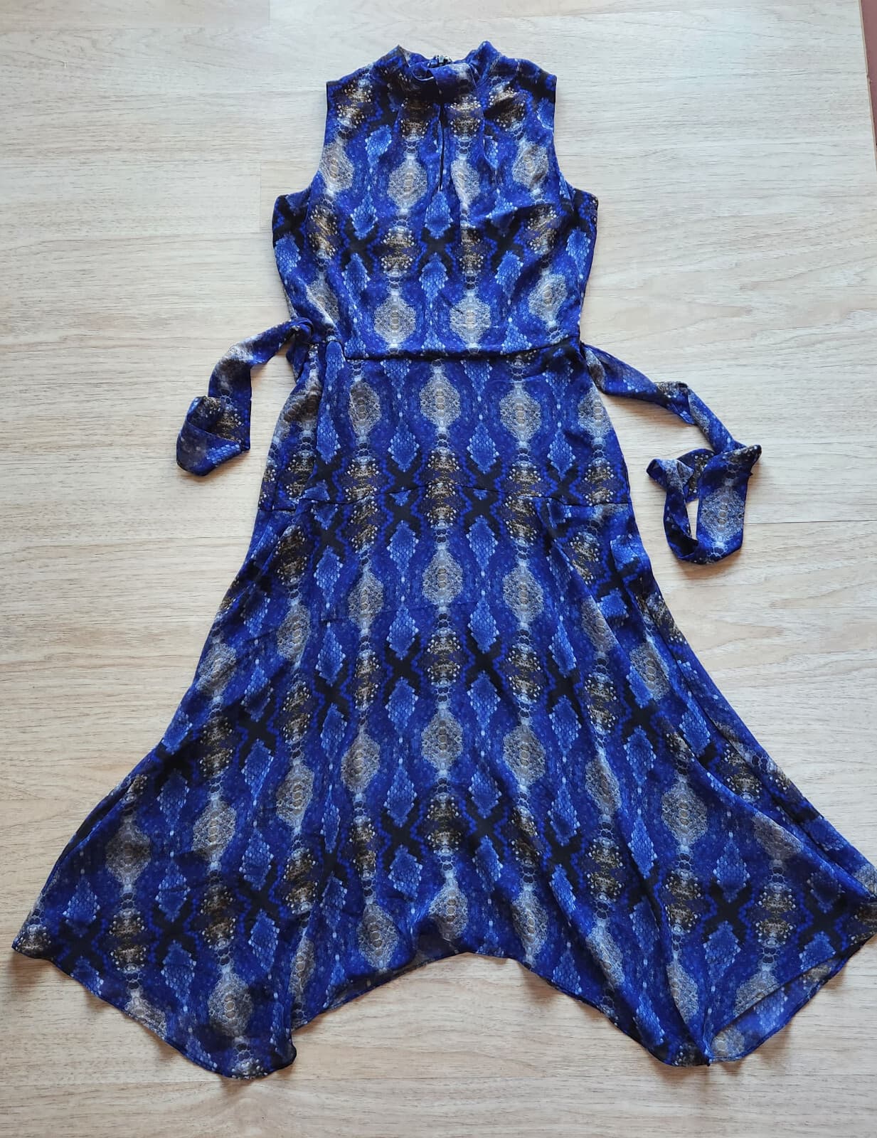 NWT Calvin Klein Handkerchief Snakeskin Dress Belt Sleeveless Blue Sz.4 $130 - Thumbnail 7