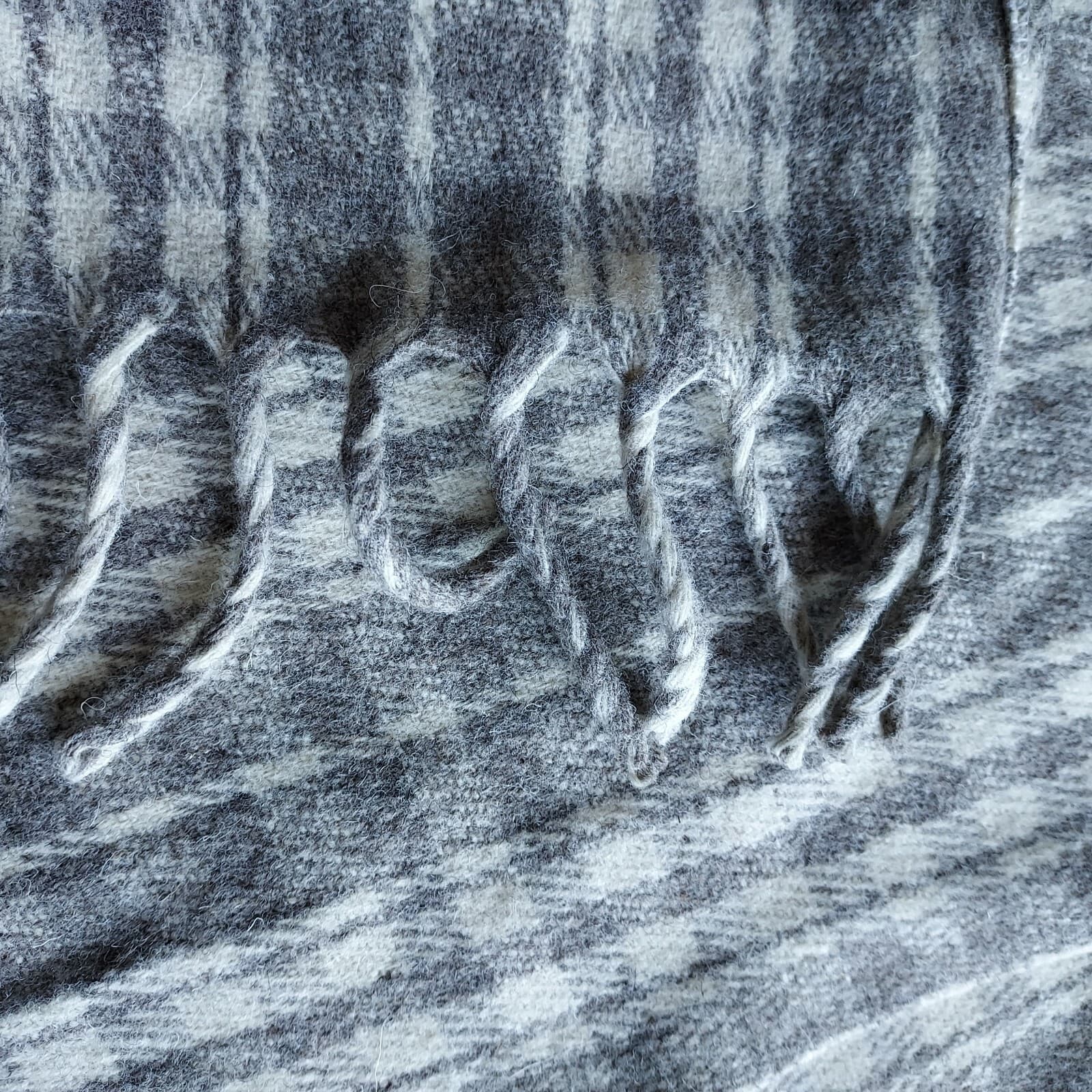 MOLINA Wool Poncho Button Fringe Grey Cream Plaid Women Oversize Made in Mexico - Thumbnail 6