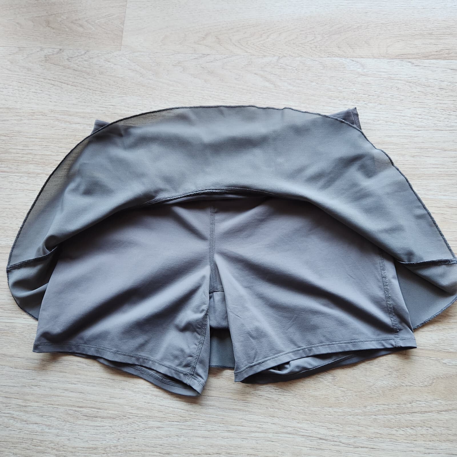 Lole UPF50+ Antibacterial Performance Mesh Skort Pocket Wicking Grey Women's M - Thumbnail 3