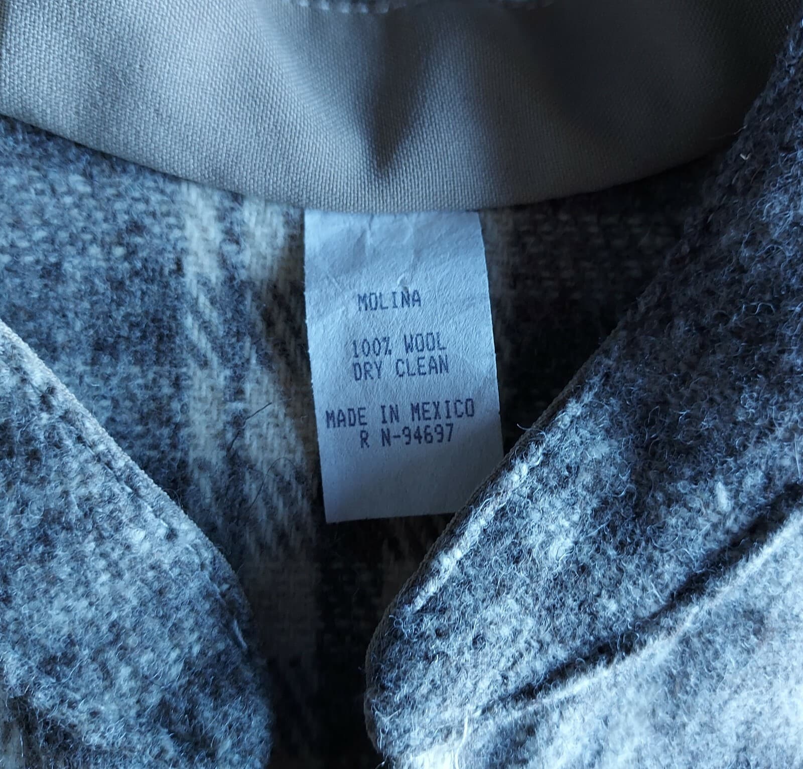 MOLINA Wool Poncho Button Fringe Grey Cream Plaid Women Oversize Made in Mexico - Thumbnail 5