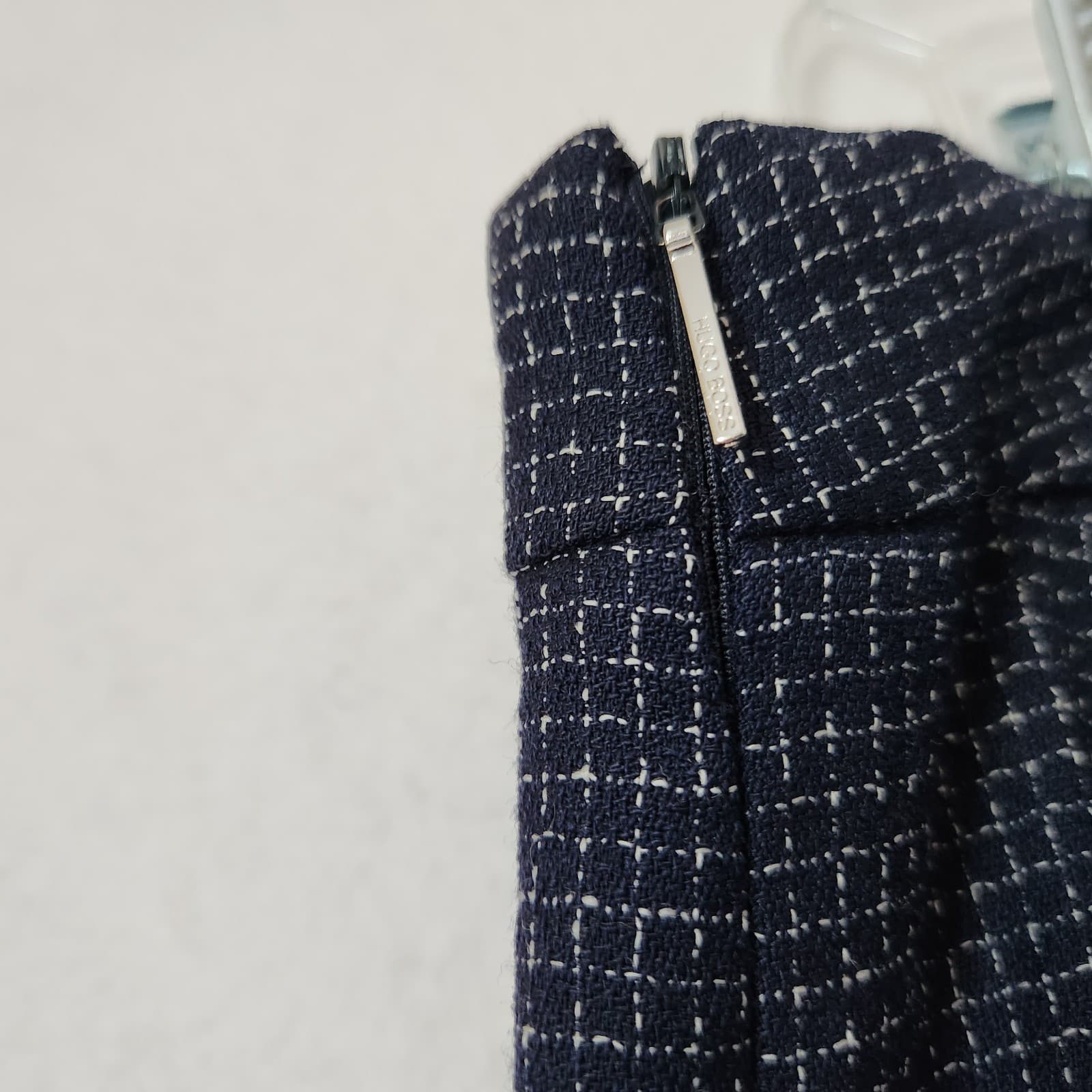 Hugo Boss 100% Wool Straight Wide Leg Dress Pants Zip Check Blue Women's 8 - Thumbnail 4