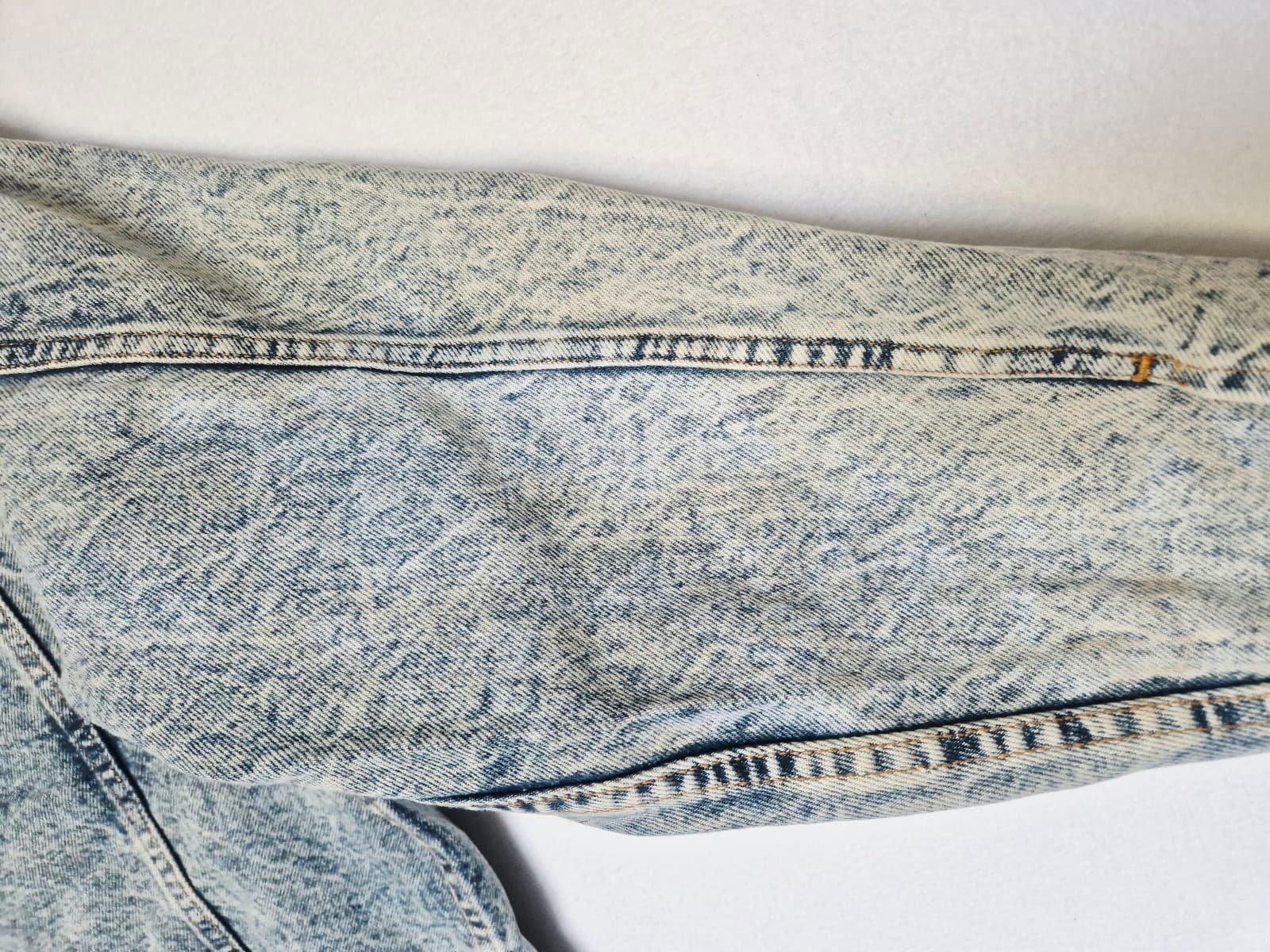 Vintage'80s Levi's 70507-0219 Made in USA Stonewashed Denim Trucker Jacket Men M - Thumbnail 5