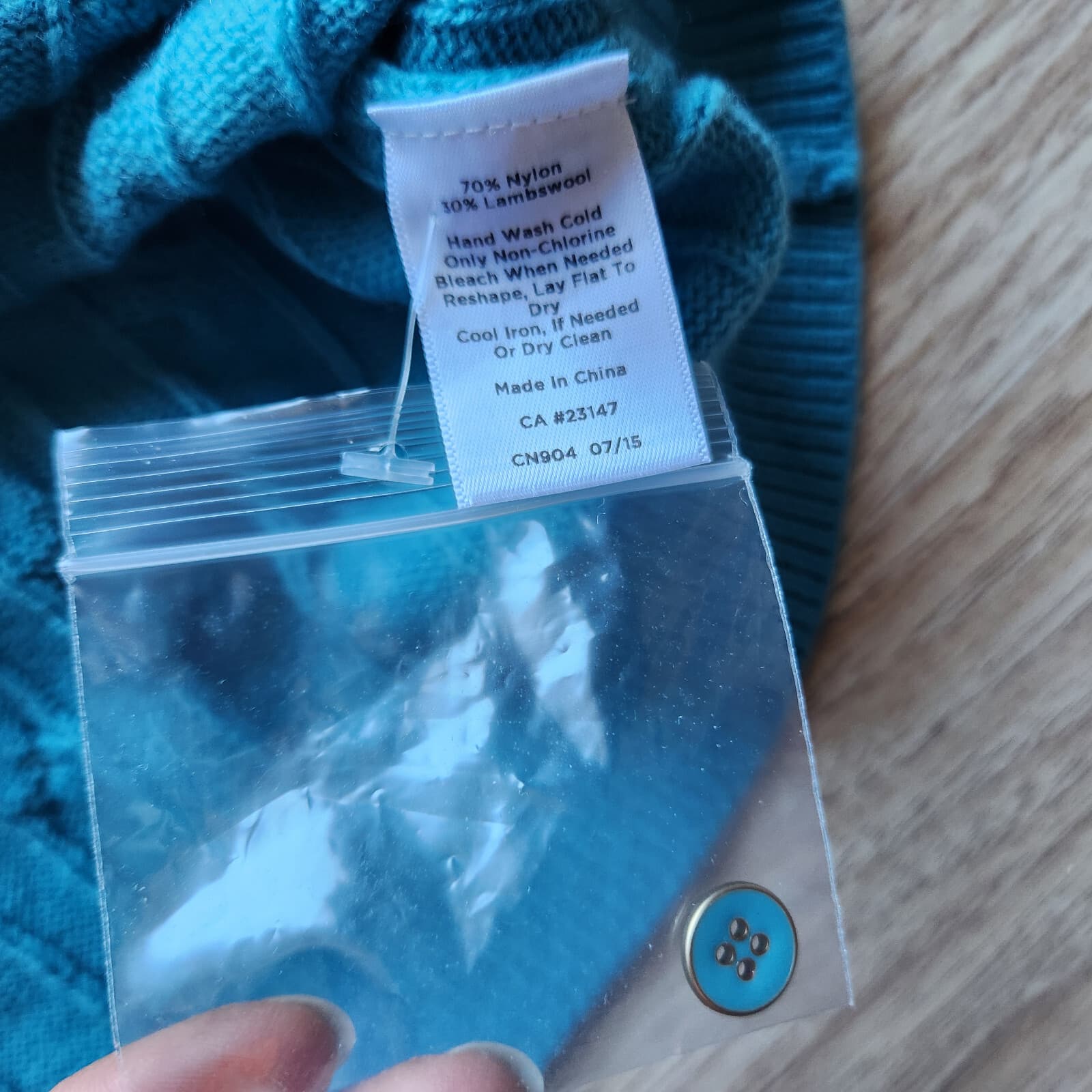 NWoT Talbots Lambswool Blend Button Cuff Cable Knit Sweater Crewneck Blue Sz.M/L - Thumbnail 9