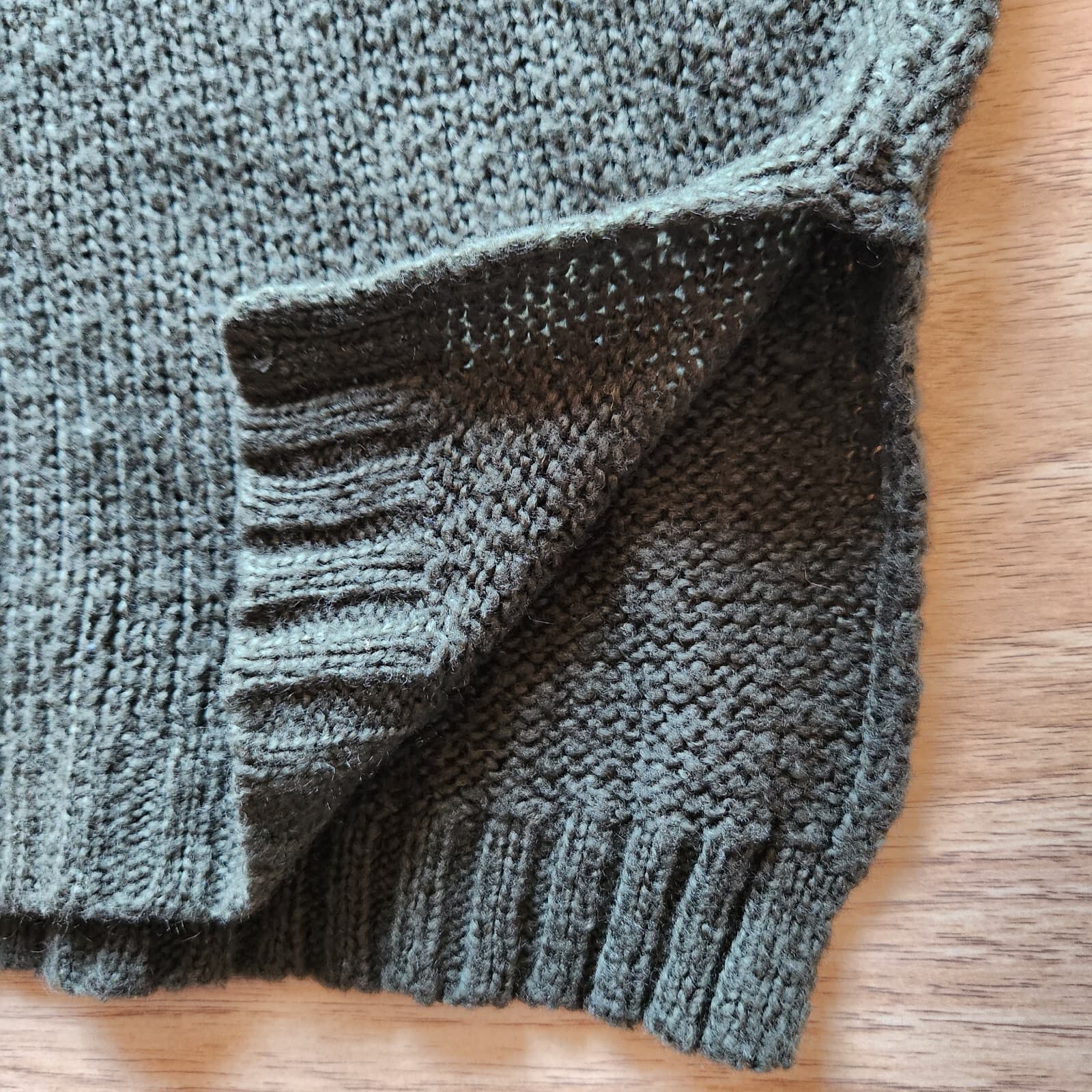 Wooden Ships Sweater Pullover V-Neck Acrylic Mohair Wool Blend Green Sz.M/L - Thumbnail 6