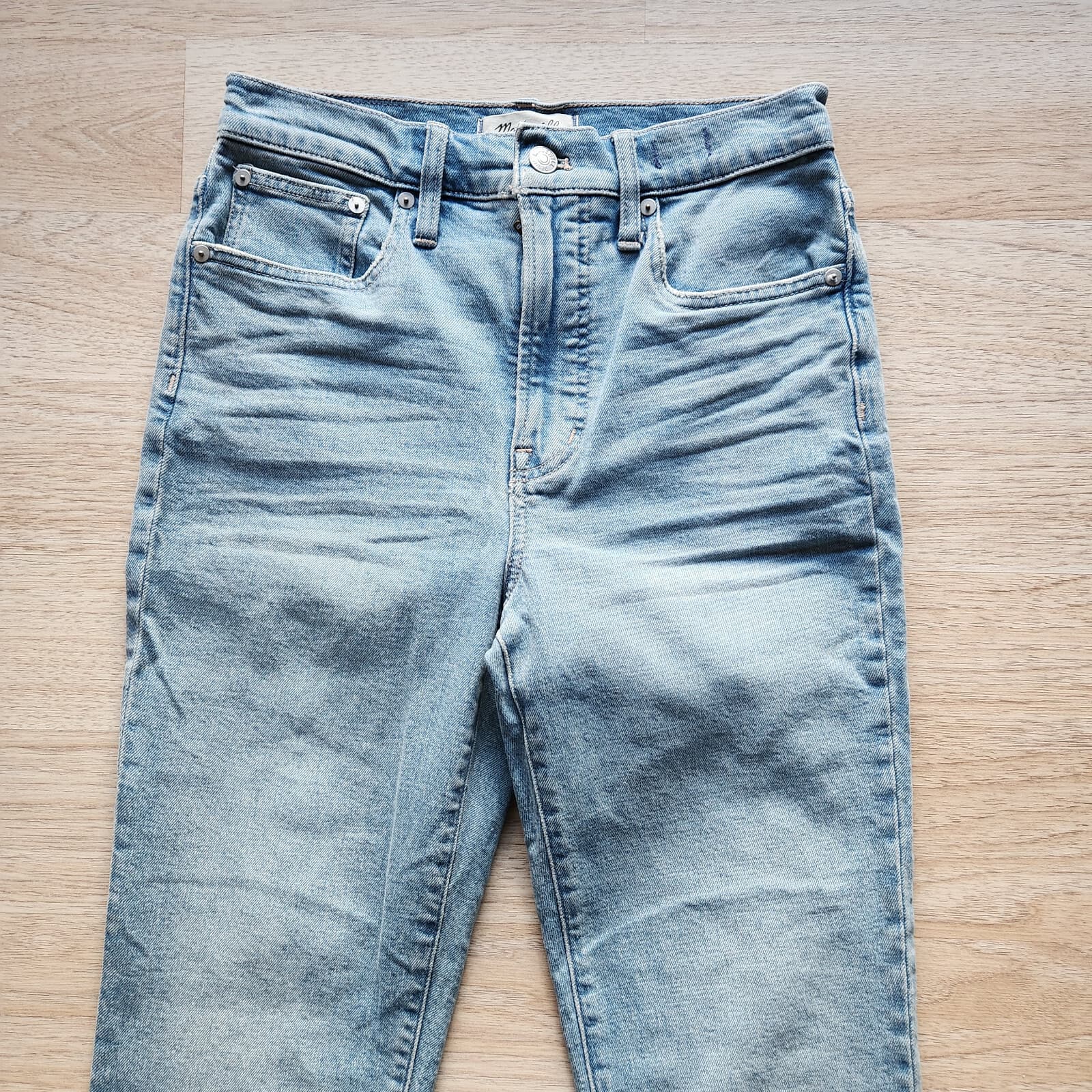 NWT Madewell $128 The Perfect Vintage Mom Jean in Ellicott Wash Raw Hem Sz.26 - Thumbnail 4