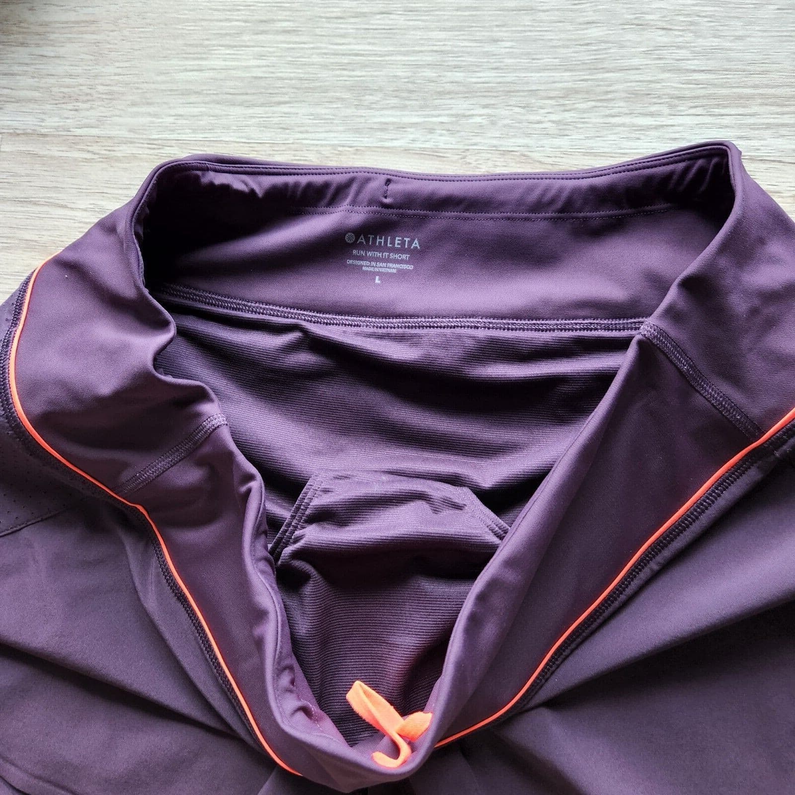 Athleta Run With It Piping Shorts Zip-Pocket Drawstring Purple Women Sz.L - Thumbnail 3