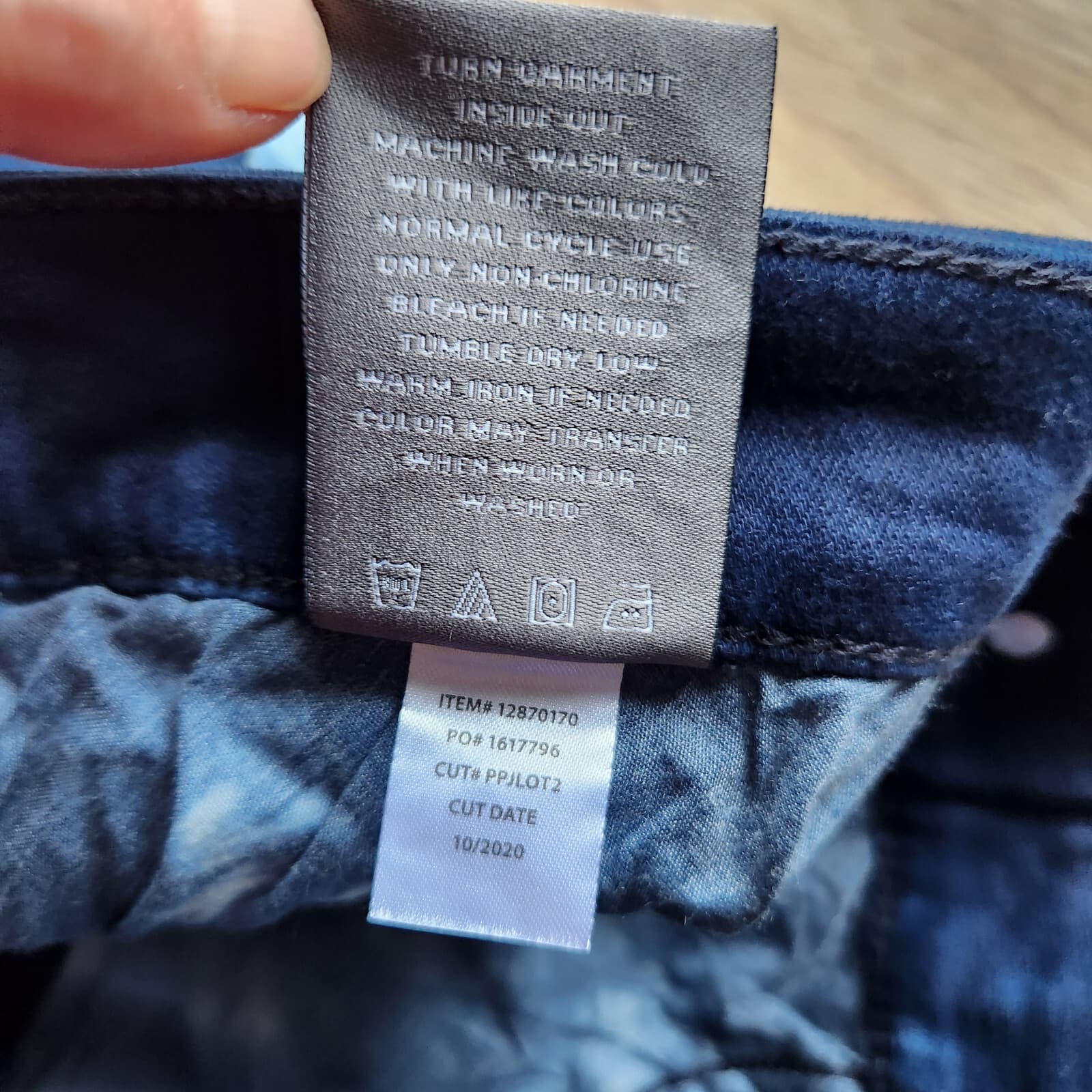 NWT Torrid Mid Rise 5" Shorts Indigo Tie Dye Stretch Blue Women Plus Size 16 $50 - Thumbnail 8