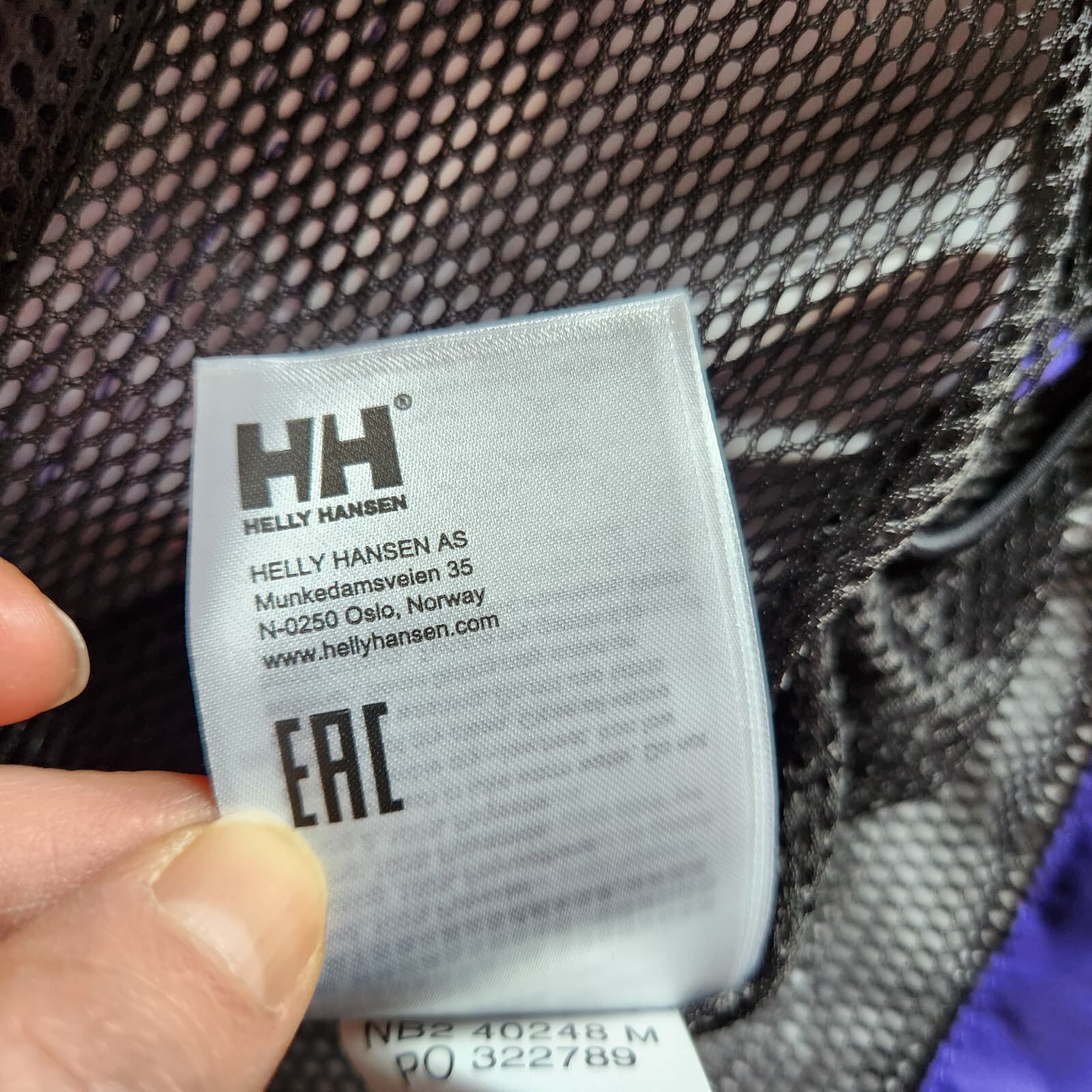 EUC Helly Hansen Helly Tech Protection Windbreak Rain Jacket Purple Kid's 176/16 - Thumbnail 10