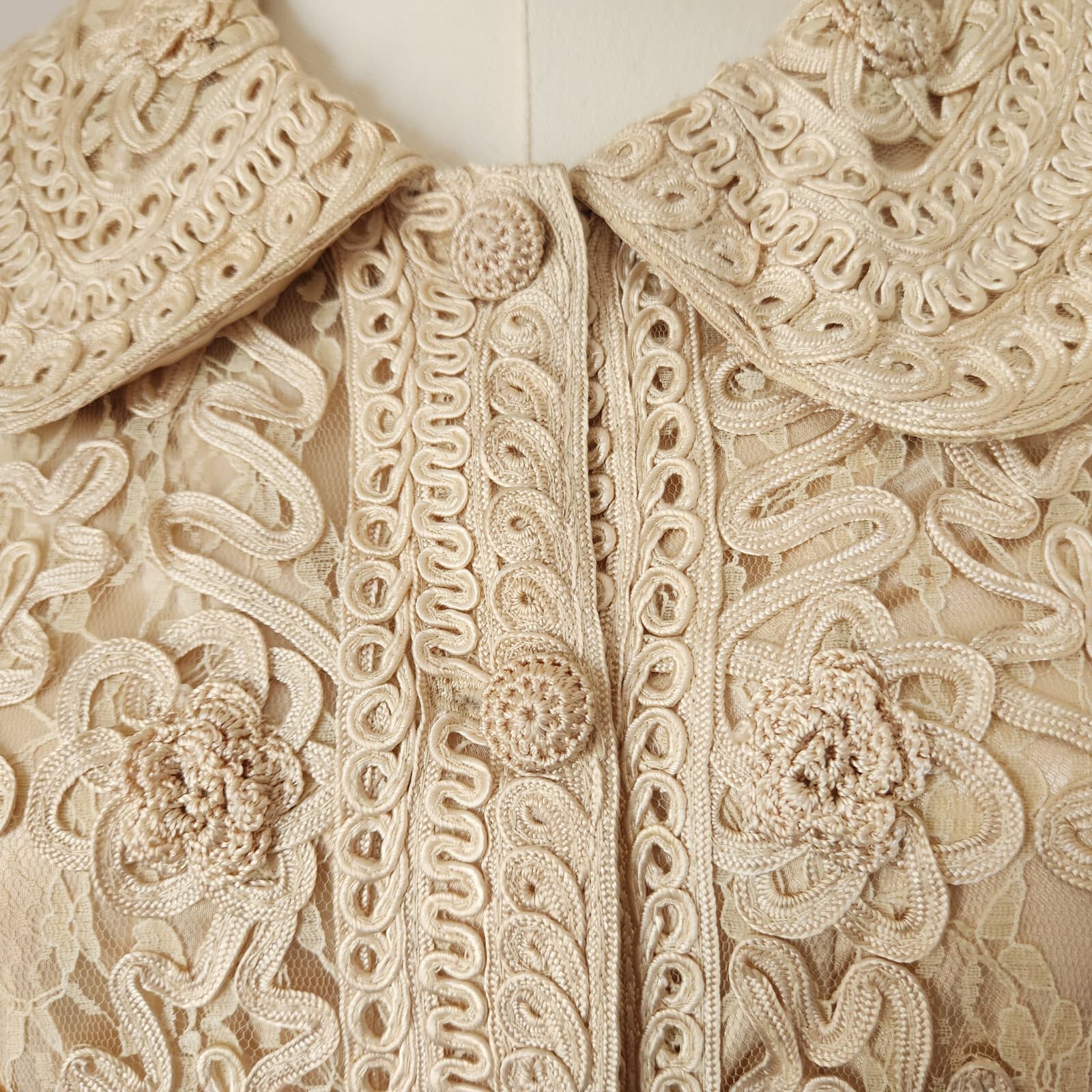 Sue Wong Nocturne Lace Ribbon Formal Elegant Long Jacket Coat Button Beige Sz.10 - Thumbnail 3