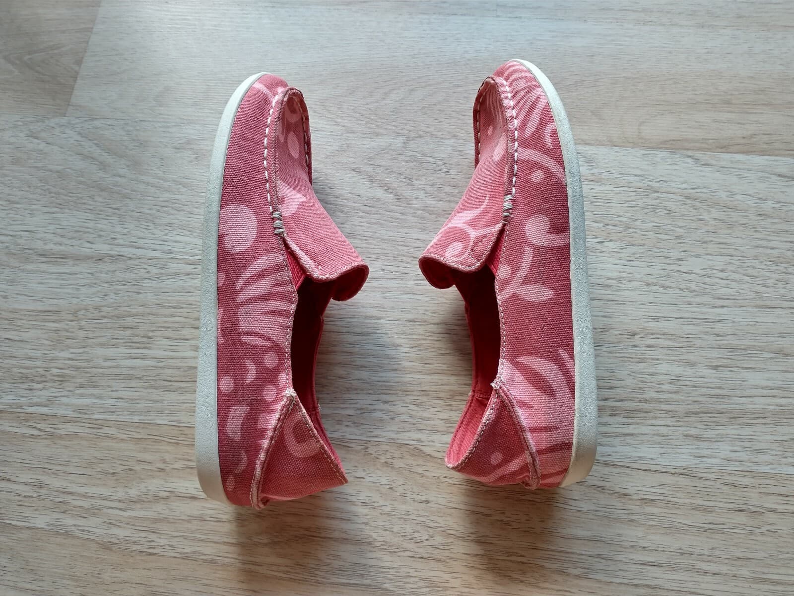 Olukai Nohea Canvas Print Slip On Shoes Drop in Heel Red Women US7 EU37 - Thumbnail 4