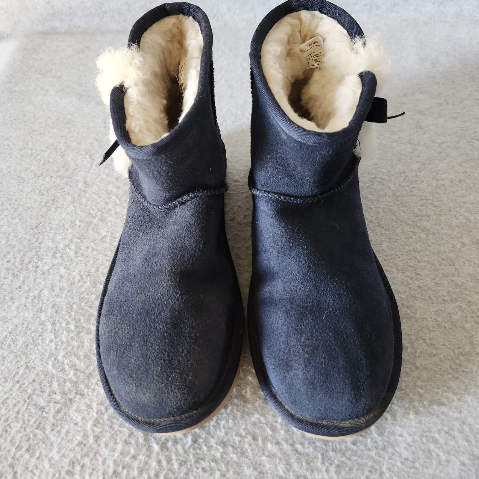 Koolaburra by UGG Victoria Mini Blue Suede sheepskin sockliner Boots Women's US8 - Thumbnail 12