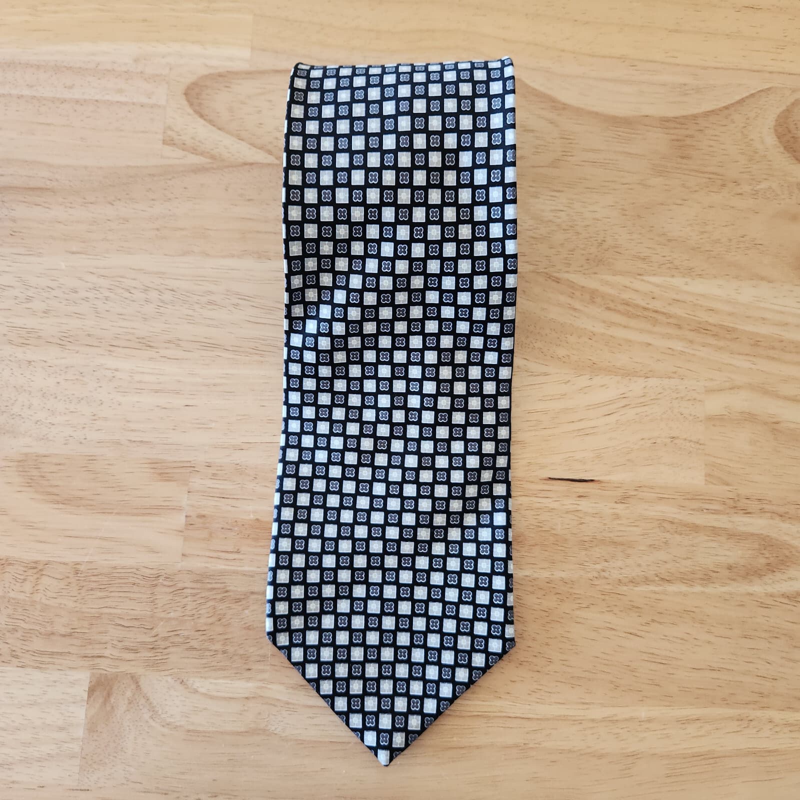Boss Hugo Boss Made in Italy 100%Silk Geo-Printed Neck Tie Dark-Blue Grey 4"x60" - Thumbnail 2