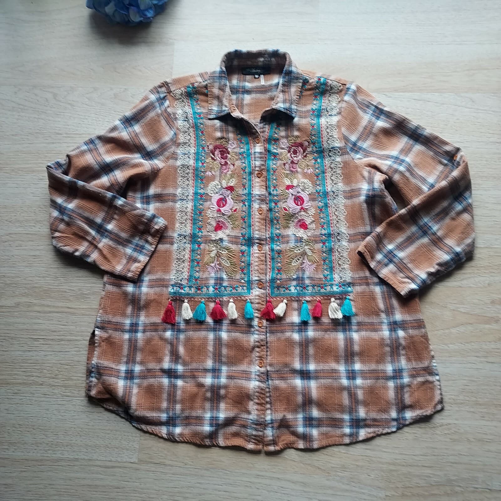 Andree by Unit Floral Embroidered Fringe Plaid Shirt Button Cotton Brown Sz.M - Thumbnail 2