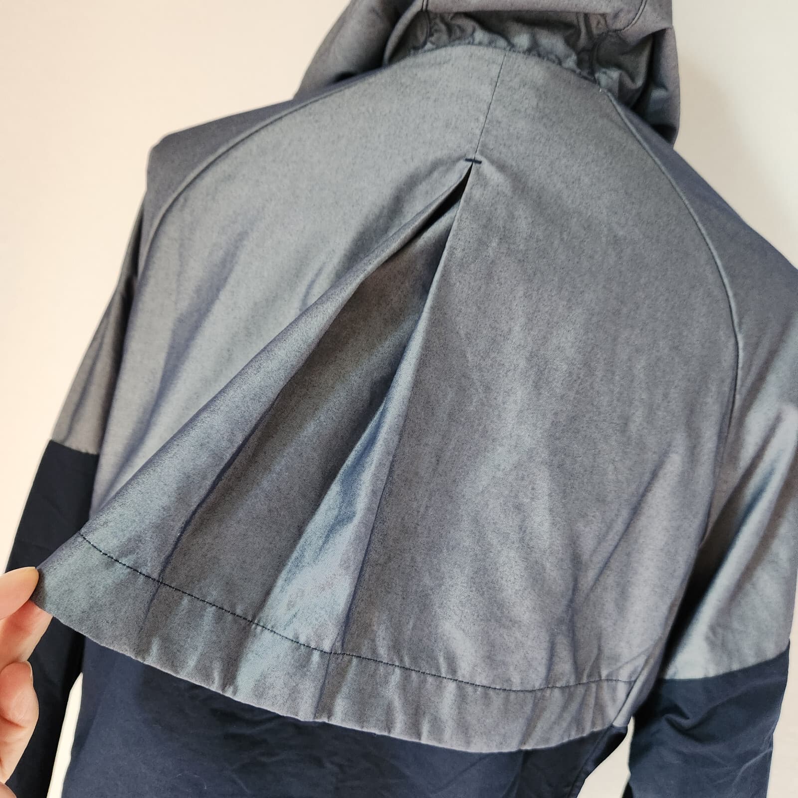 Nike Windrunner Sports Performance Hooded Jacket Full-Zip Blue-Grey Women's M - Thumbnail 8