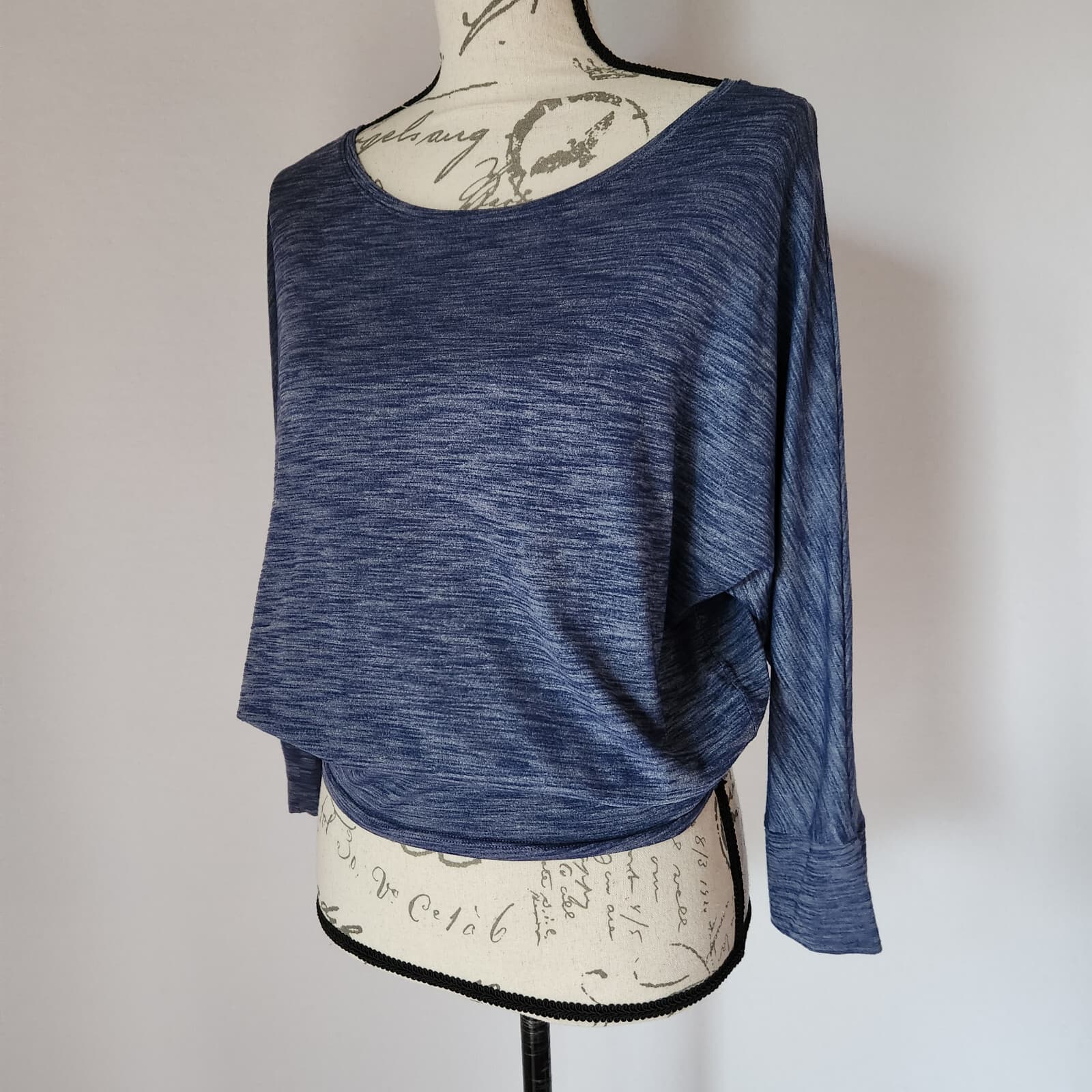 ATHLETA Monarch Tie-Back Activewear Top Shirt 3/4 Sleeve Scoop Neck Blue Women S - Thumbnail 5