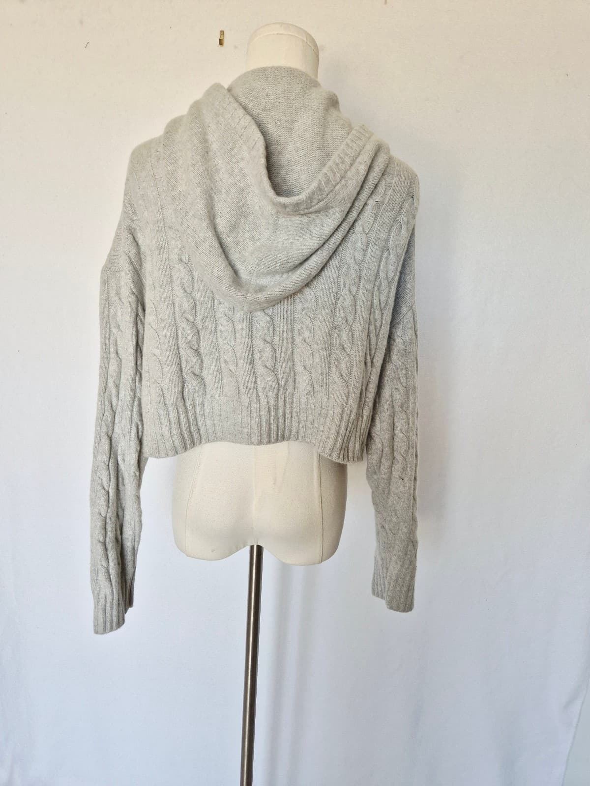 Aritzia Sunday Best Wool Blend Octavia Zip Hoodie Crop Sweater Cableknit Gray XS - Thumbnail 8