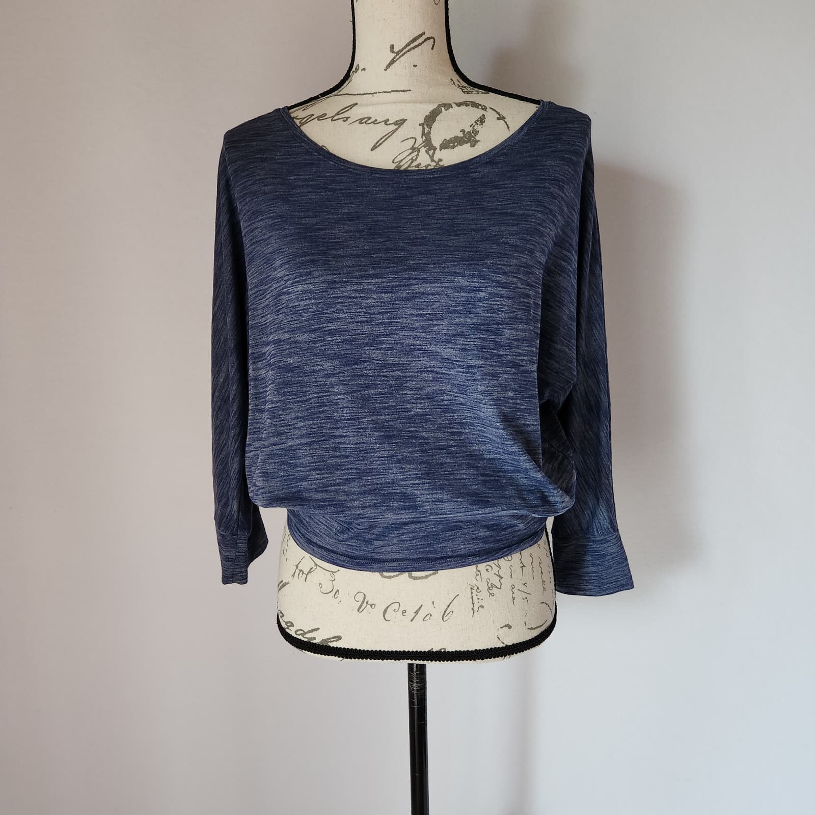 ATHLETA Monarch Tie-Back Activewear Top Shirt 3/4 Sleeve Scoop Neck Blue Women S - Thumbnail 4