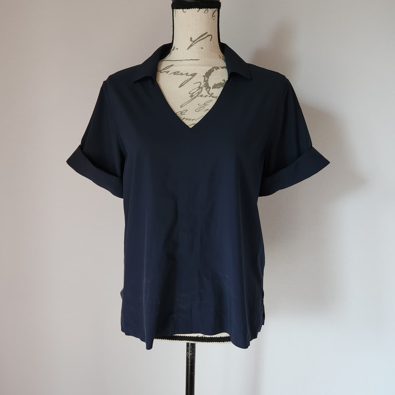 ATHLETA Northbound Top Shirt Short Sleeve V-Neck Collar Dark Navy Blue Women S - Thumbnail 4