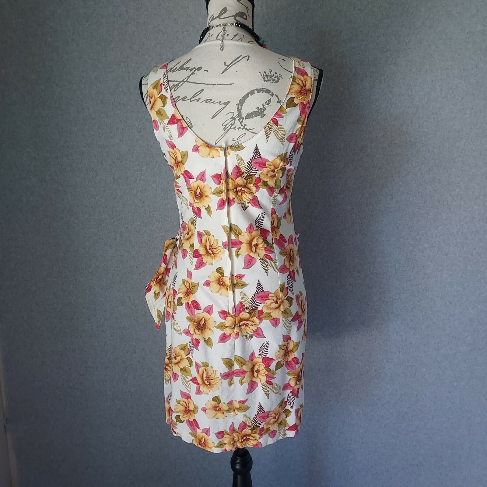Vintage Guess Georges Marciano Floral Tie-Side Sheath Dress Sleeveless Sz.Medium - Thumbnail 5