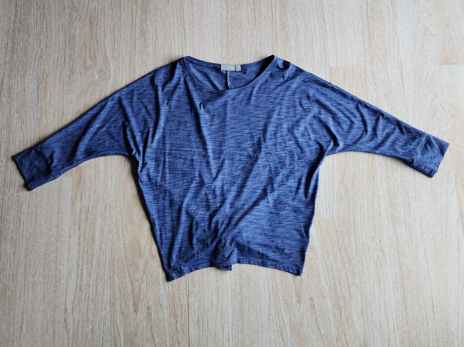 ATHLETA Monarch Tie-Back Activewear Top Shirt 3/4 Sleeve Scoop Neck Blue Women S - Thumbnail 2
