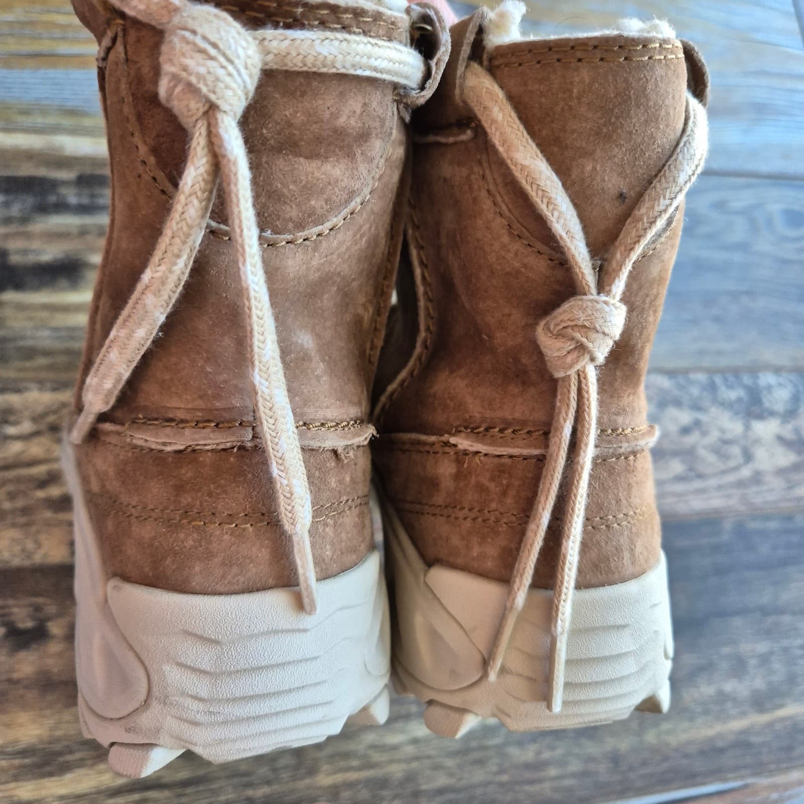 Merrell Women's 7.5 Suede Waterproof Winter Pull-On Bootie Faux Fur Lined Camel - Thumbnail 10
