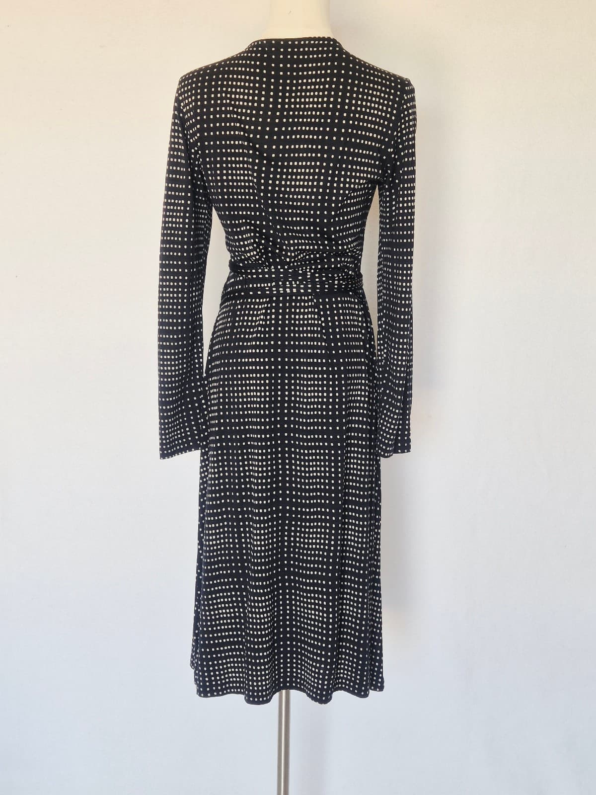 Banana Republic Silk Wool Wrap Dress Long Sleeve Black White Grid Square Size M - Thumbnail 4