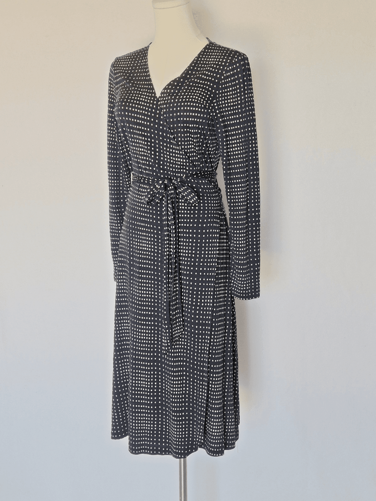 Banana Republic Silk Wool Wrap Dress Long Sleeve Black White Grid Square Size M - Thumbnail 2