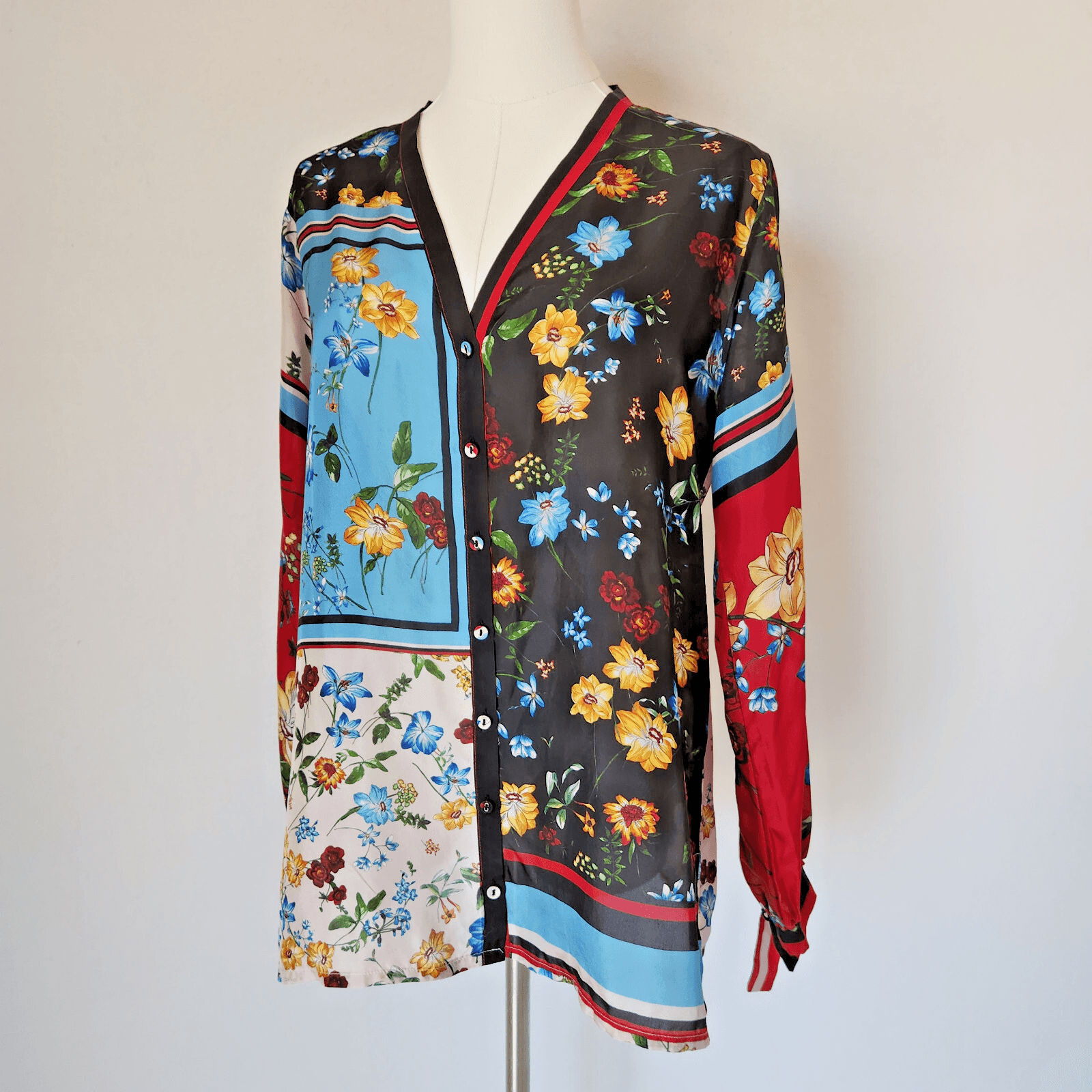 Johnny Was Perdita 100% Silk Satin Button-Front Blouse V-Neck Long Sleeve Sz.S - Thumbnail 2