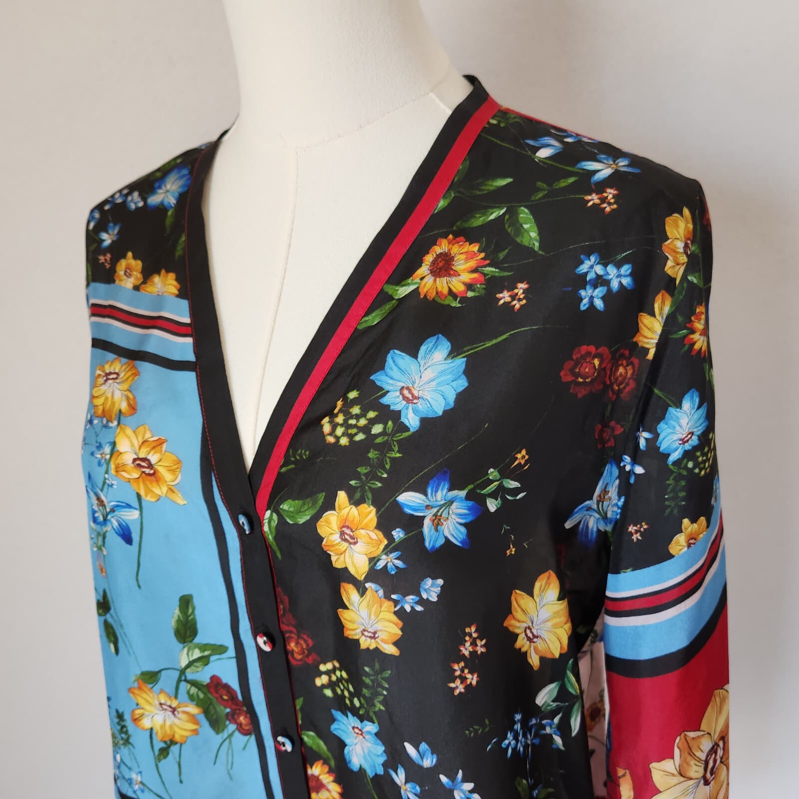 Johnny Was Perdita 100% Silk Satin Button-Front Blouse V-Neck Long Sleeve Sz.S - Thumbnail 7