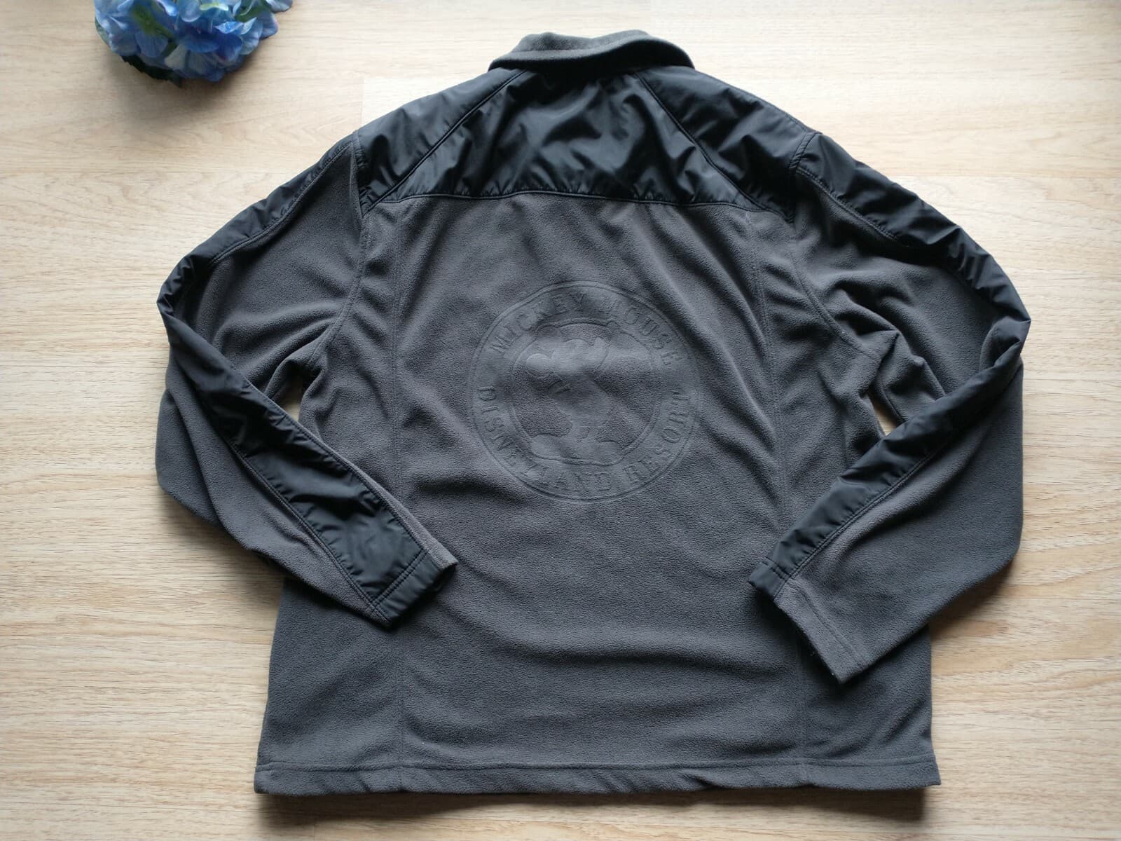 Disney Parks Resort Fleece Sweatshirt Pullover 1/4 Zip Embroidered Gray Men Sz.M - Thumbnail 6