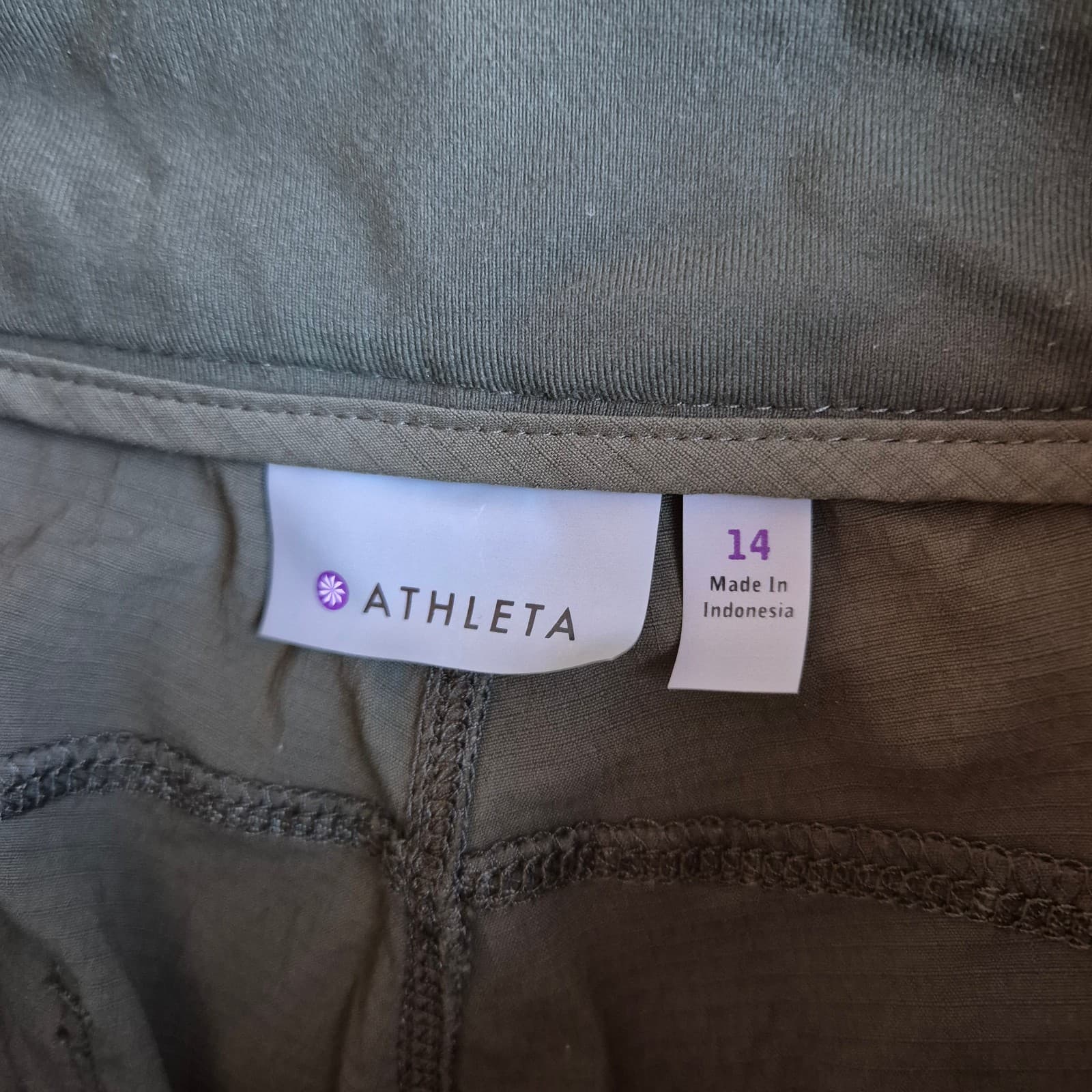 Athleta Endeavor Hiking Walking Jogger Pants Zip-Pocket Green Women's 14 #75538 - Thumbnail 7