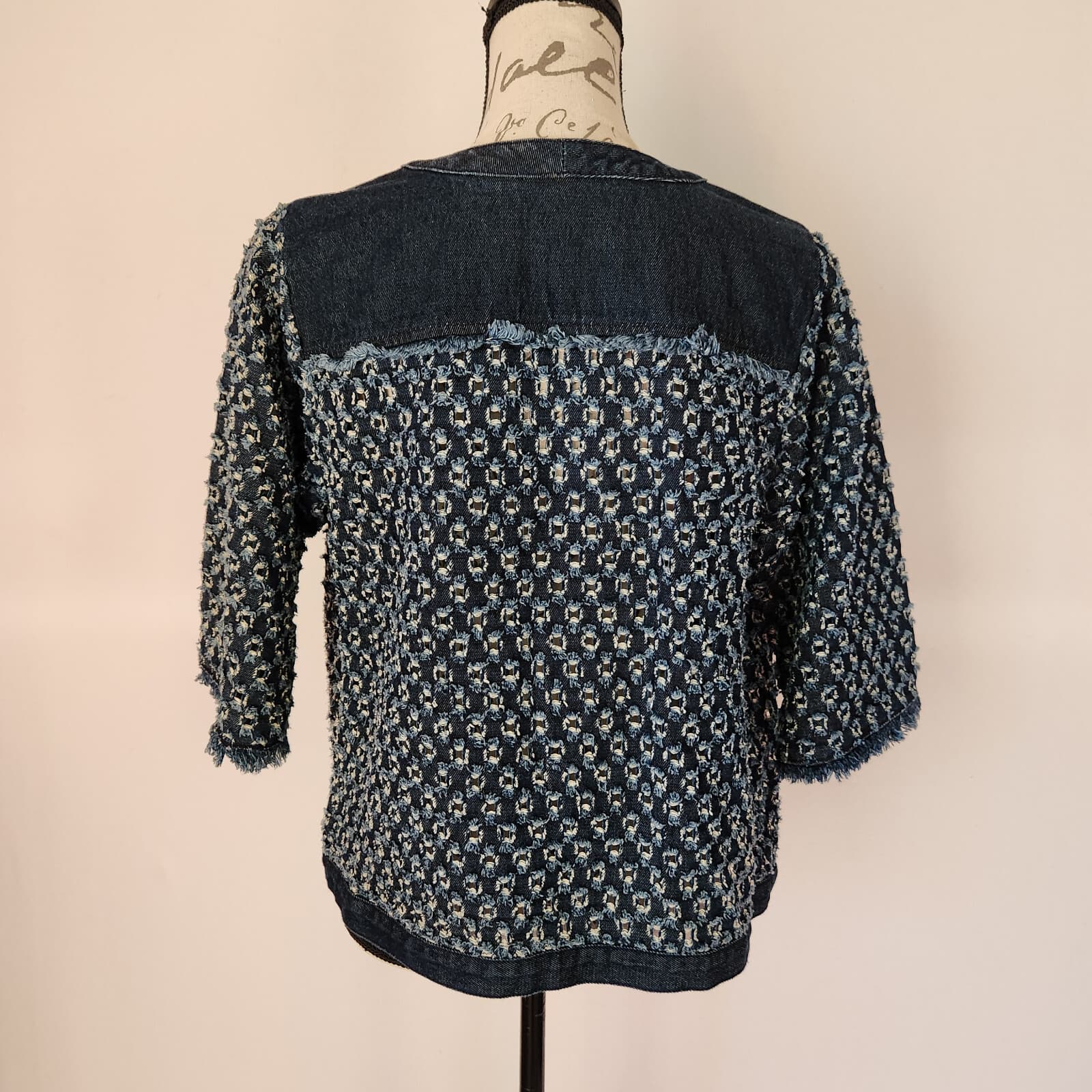 Chico's Perforated Denim Open Jacket 3/4 Sleeve 100% Cotton Blue Sz.0 (S/4) - Thumbnail 4