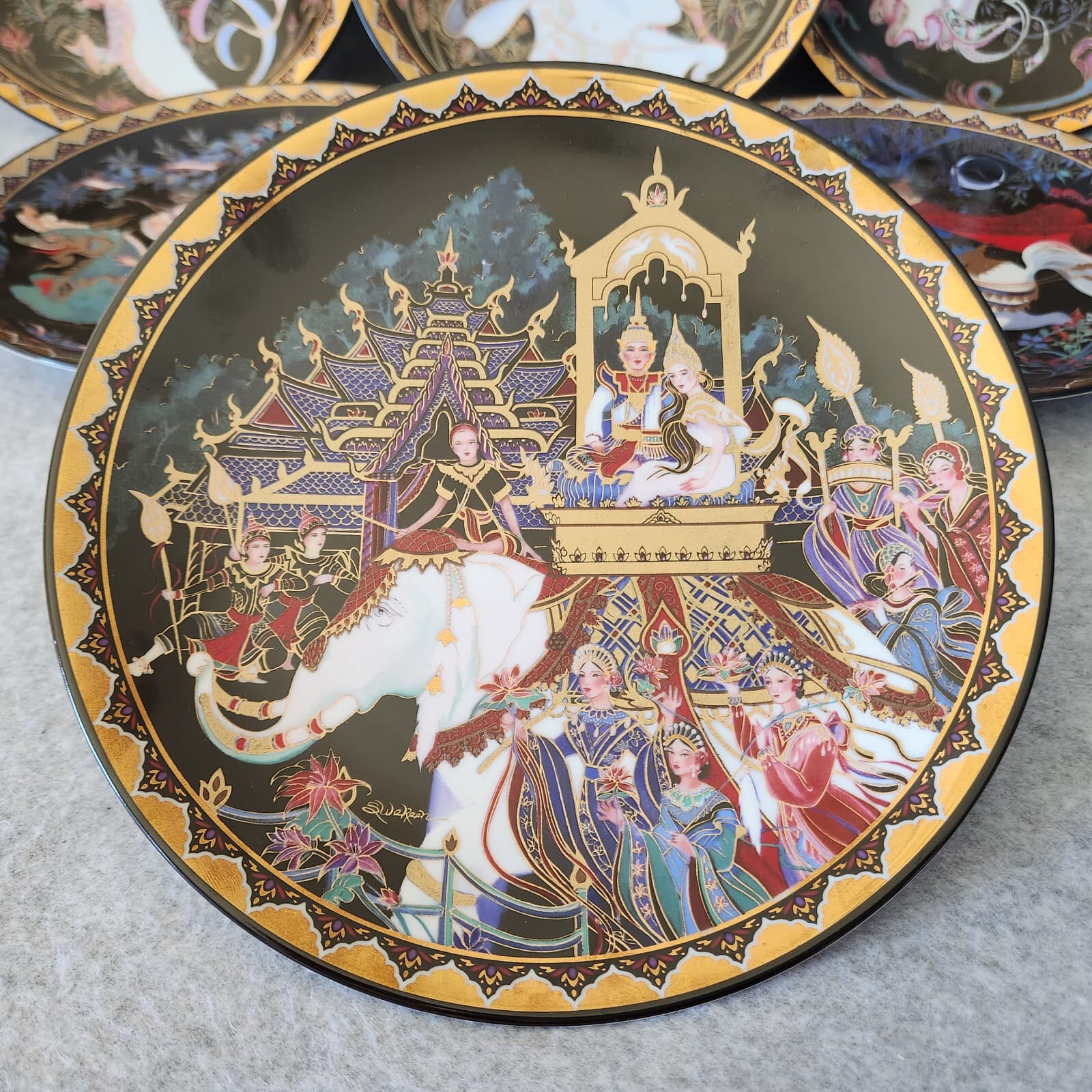 Set of 6 Royal Porcelain Ramayana Siam/Thai Literary Canon 22K Gold Decorated - Thumbnail 2