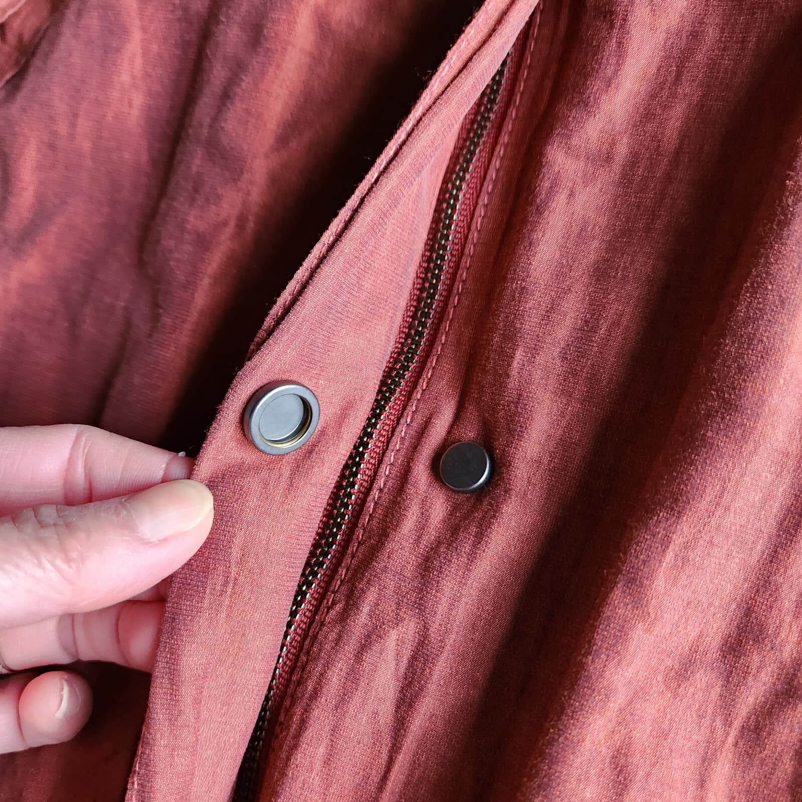 EILEEN FISHER Windbreaker Active Hooded Jacket Zip/Snap Cotton Blend Burgundy S - Thumbnail 8
