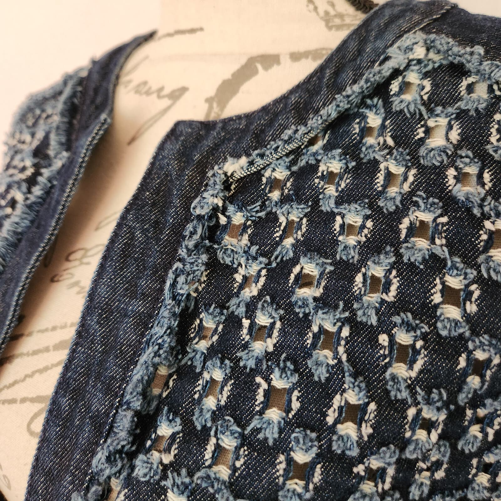 Chico's Perforated Denim Open Jacket 3/4 Sleeve 100% Cotton Blue Sz.0 (S/4) - Thumbnail 3