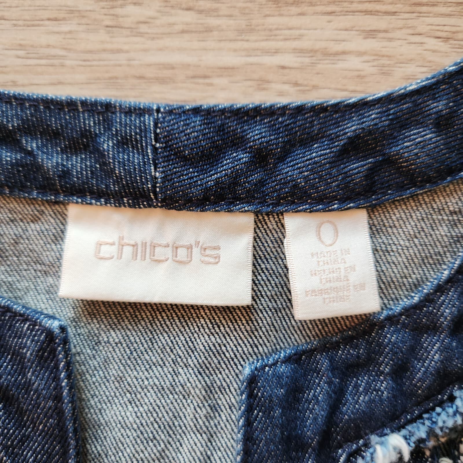 Chico's Perforated Denim Open Jacket 3/4 Sleeve 100% Cotton Blue Sz.0 (S/4) - Thumbnail 7